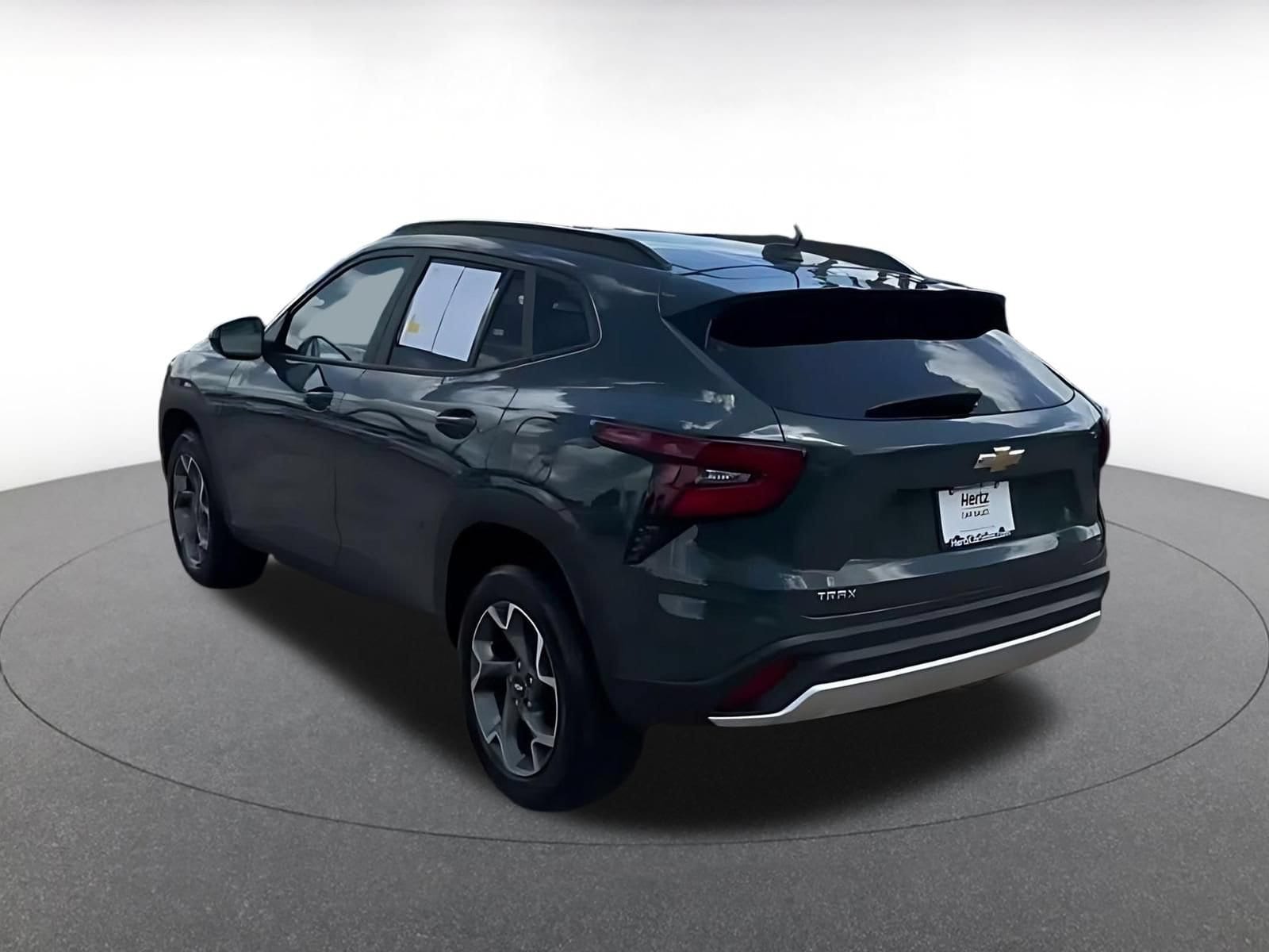 Thumbnail: 2025 Chevrolet Trax - 9