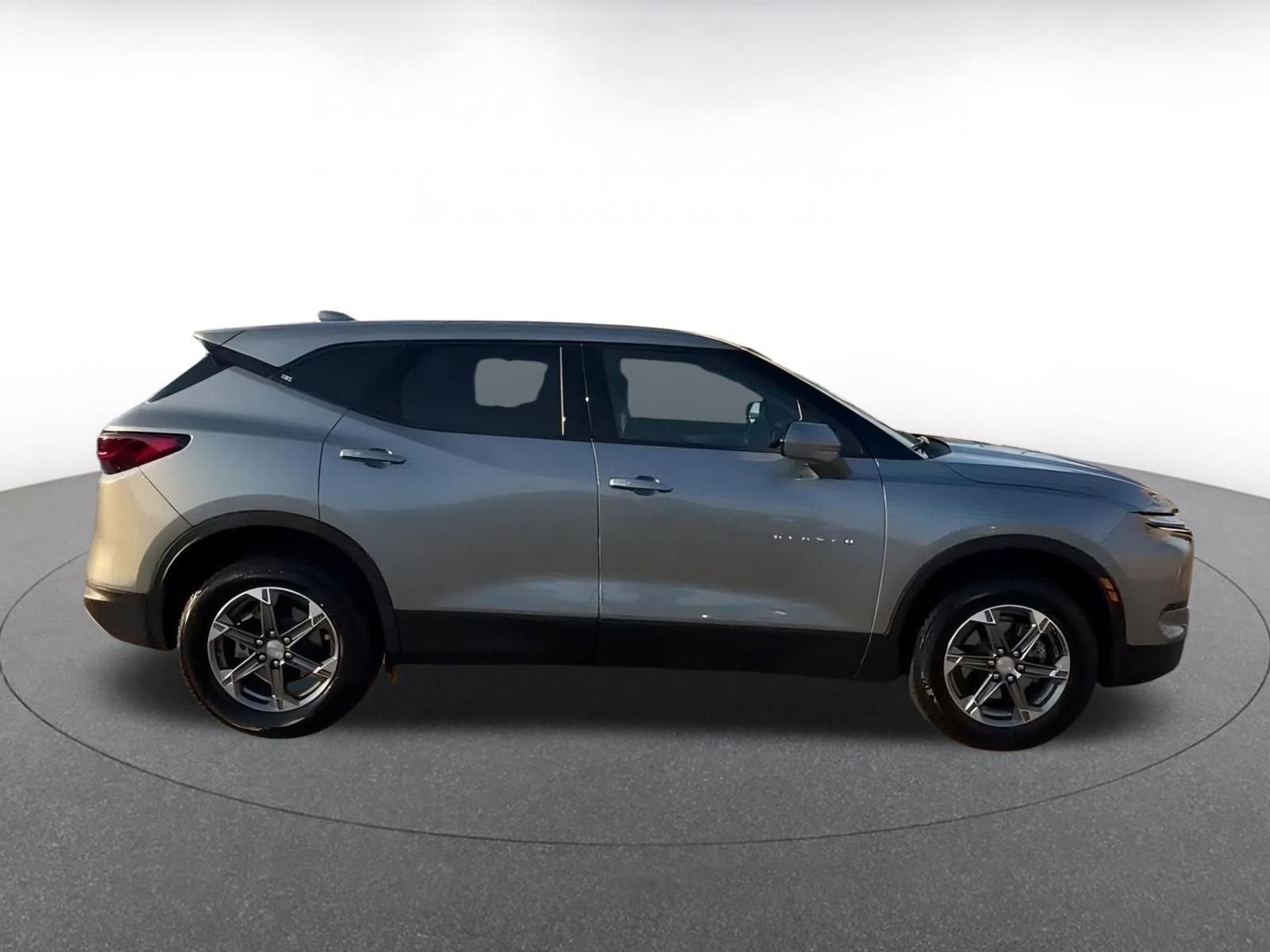 Thumbnail: 2025 Chevrolet Blazer - 16