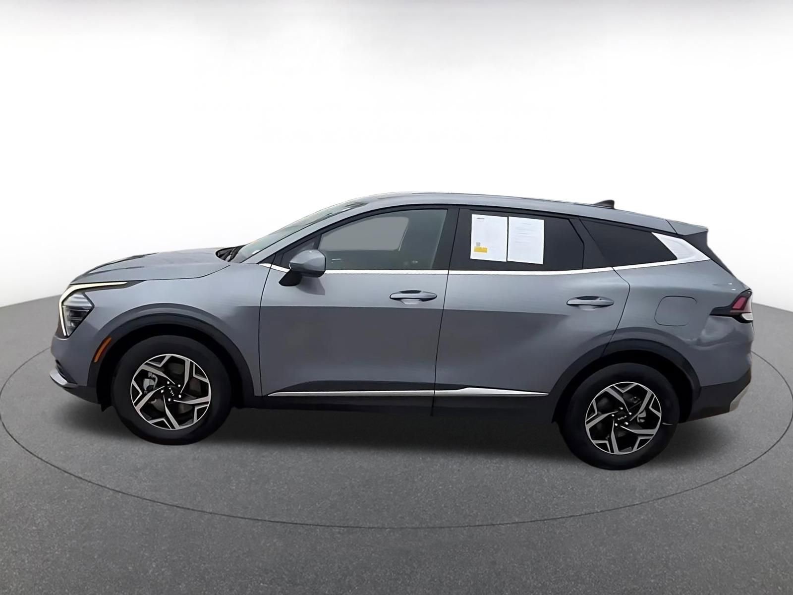 Thumbnail: 2025 Kia Sportage - 9