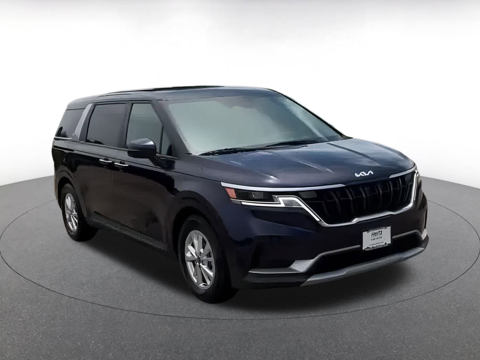 Thumbnail: 2024 Kia Carnival - 3