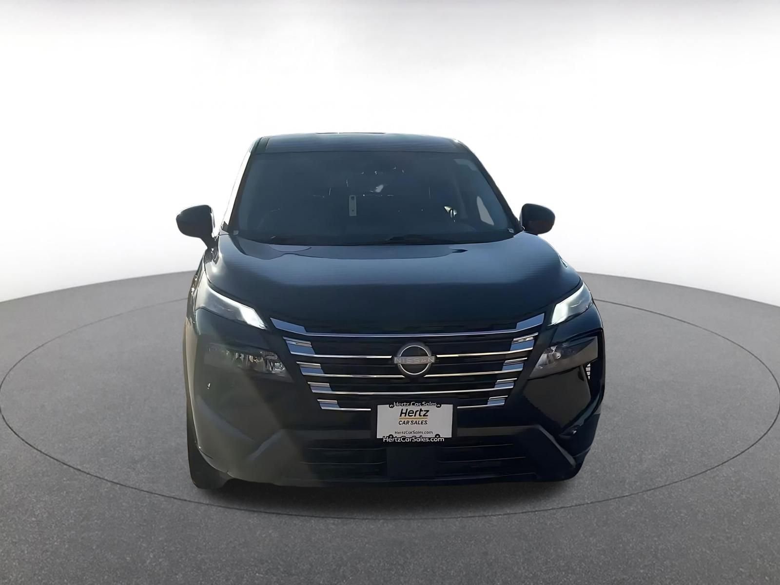 Thumbnail: 2025 Nissan Rogue - 4