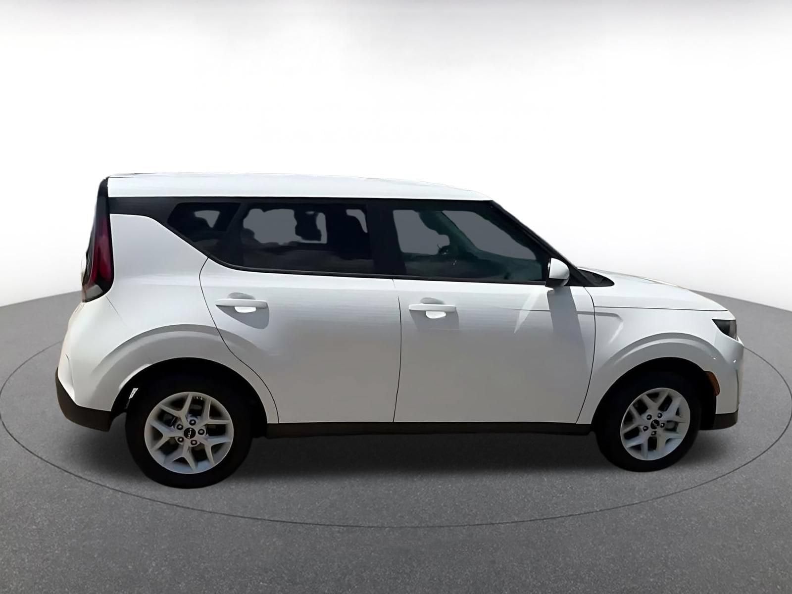 Thumbnail: 2025 Kia Soul - 12