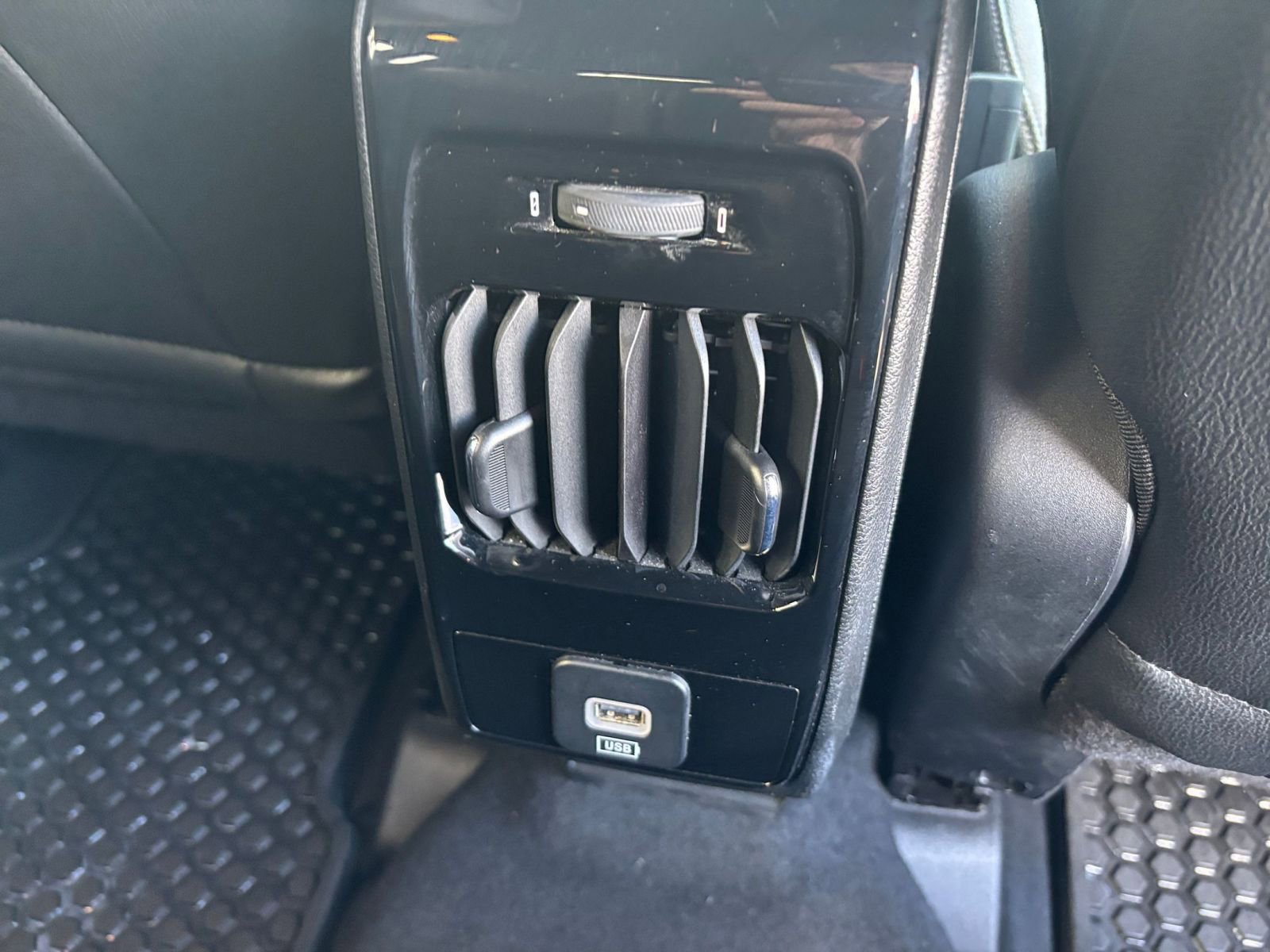 Thumbnail: 2025 Jeep Compass - 22