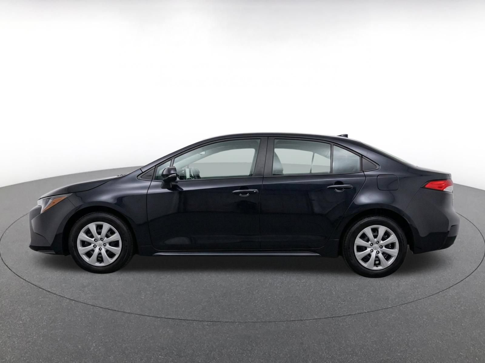 Thumbnail: 2025 Toyota Corolla - 4