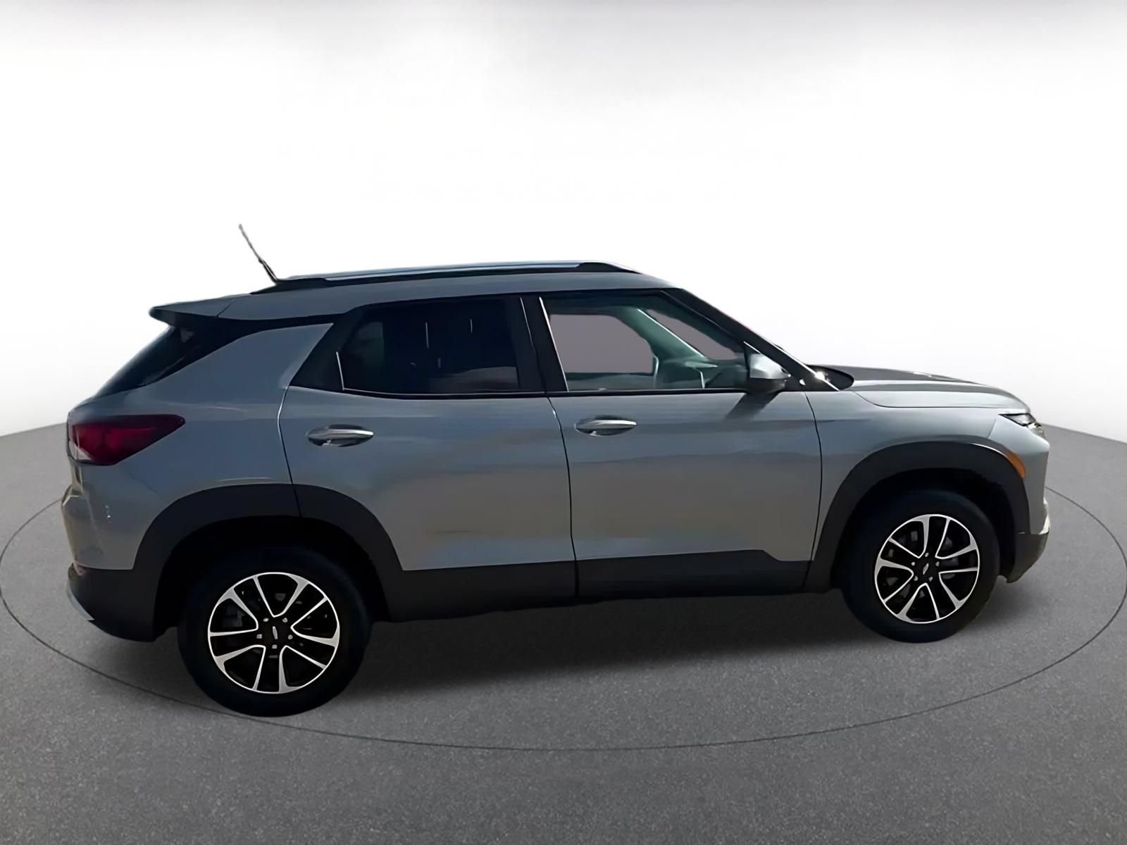 Thumbnail: 2025 Chevrolet TrailBlazer - 15