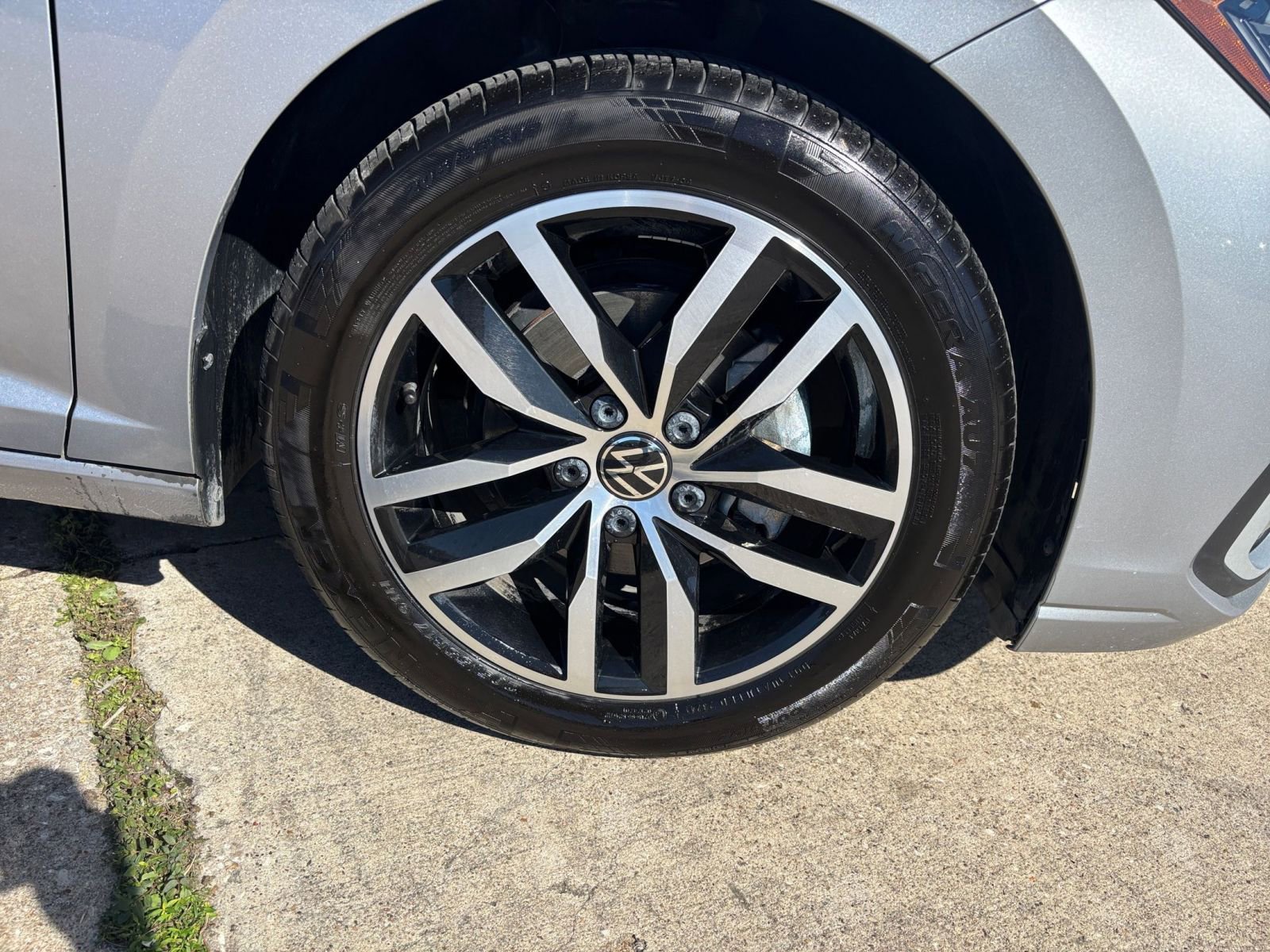 Thumbnail: 2025 Volkswagen Jetta - 30