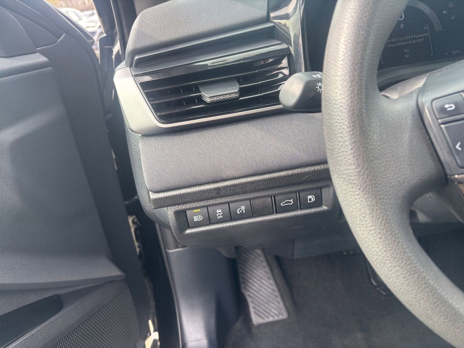 Thumbnail: 2025 Toyota Camry - 33