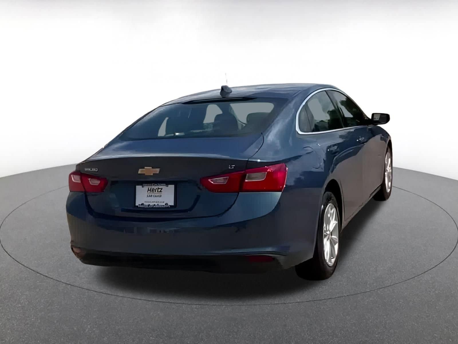 Thumbnail: 2024 Chevrolet Malibu - 12