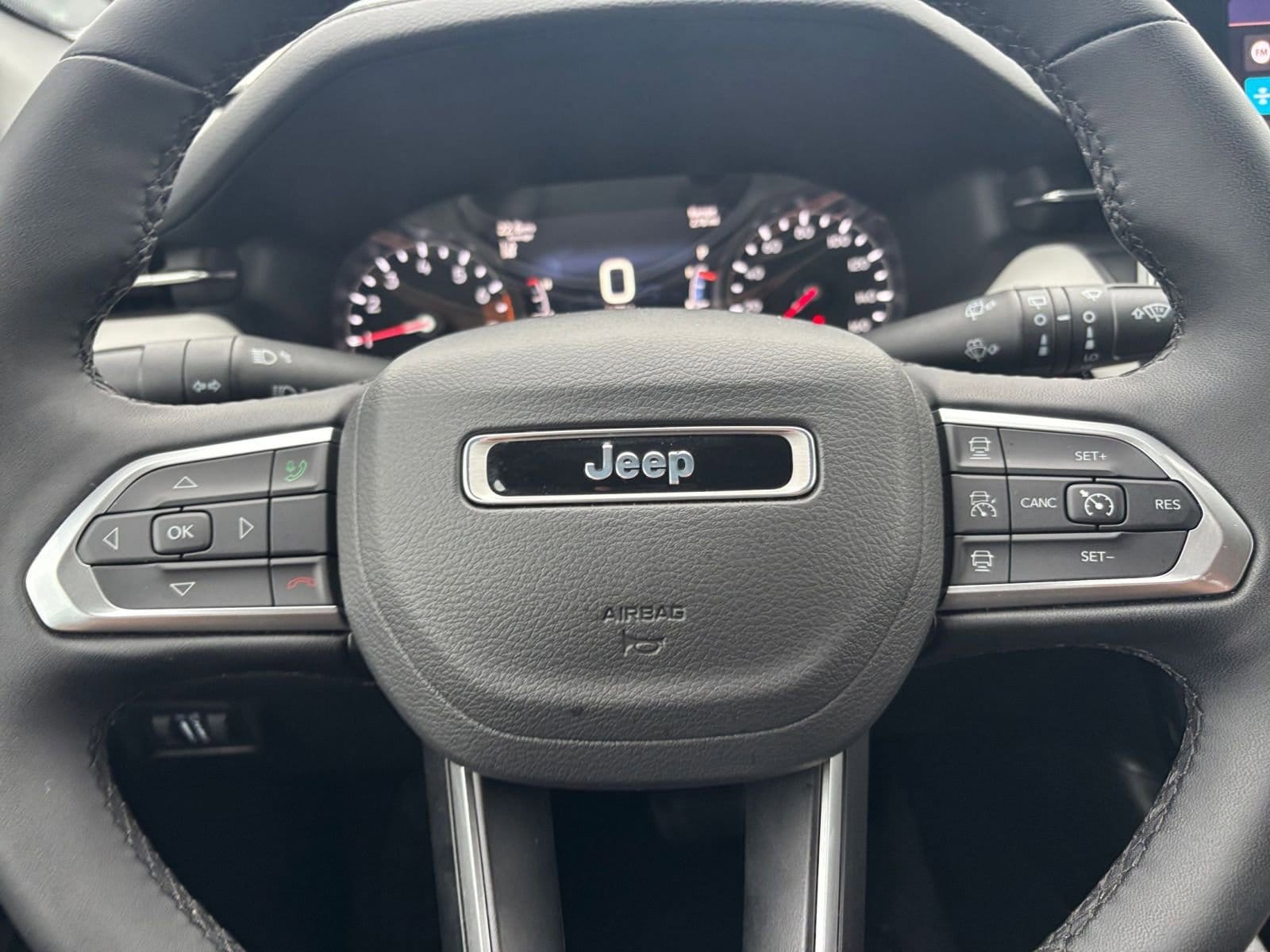 Thumbnail: 2025 Jeep Compass - 28