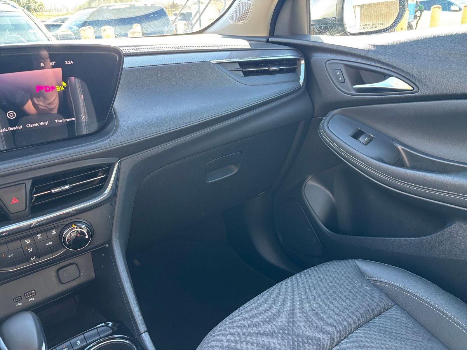 Thumbnail: 2025 Buick Encore GX - 34