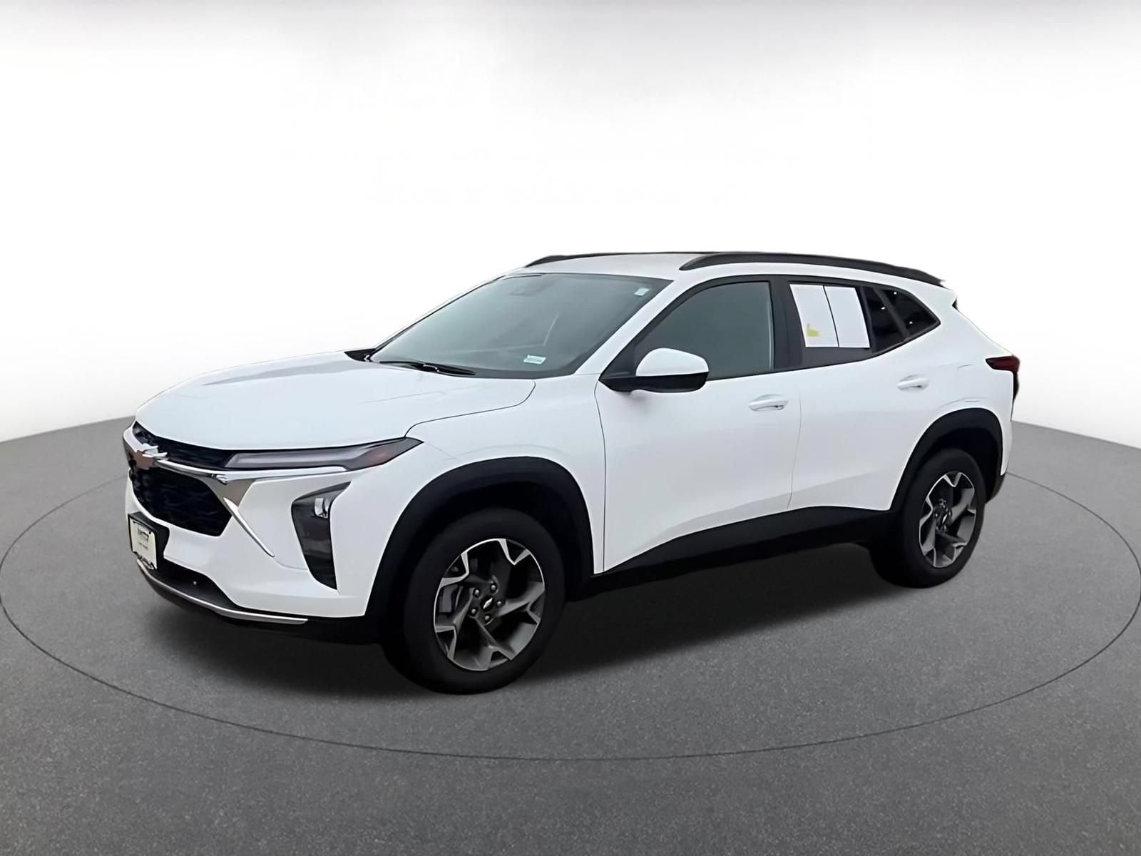 Thumbnail: 2025 Chevrolet Trax - 9