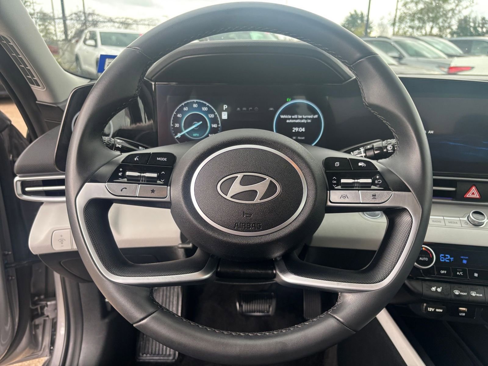 Thumbnail: 2025 Hyundai Elantra - 25