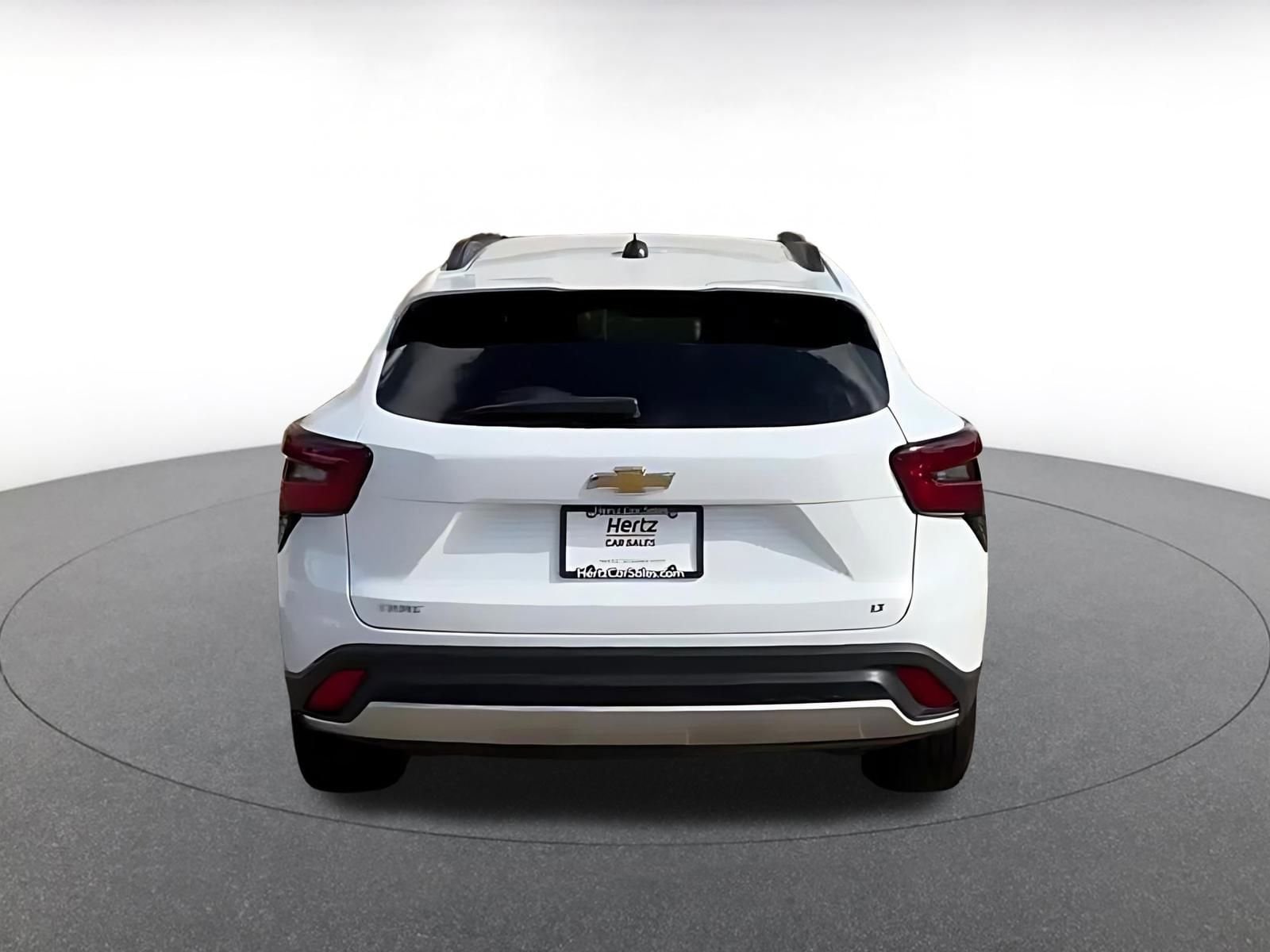 Thumbnail: 2025 Chevrolet Trax - 10