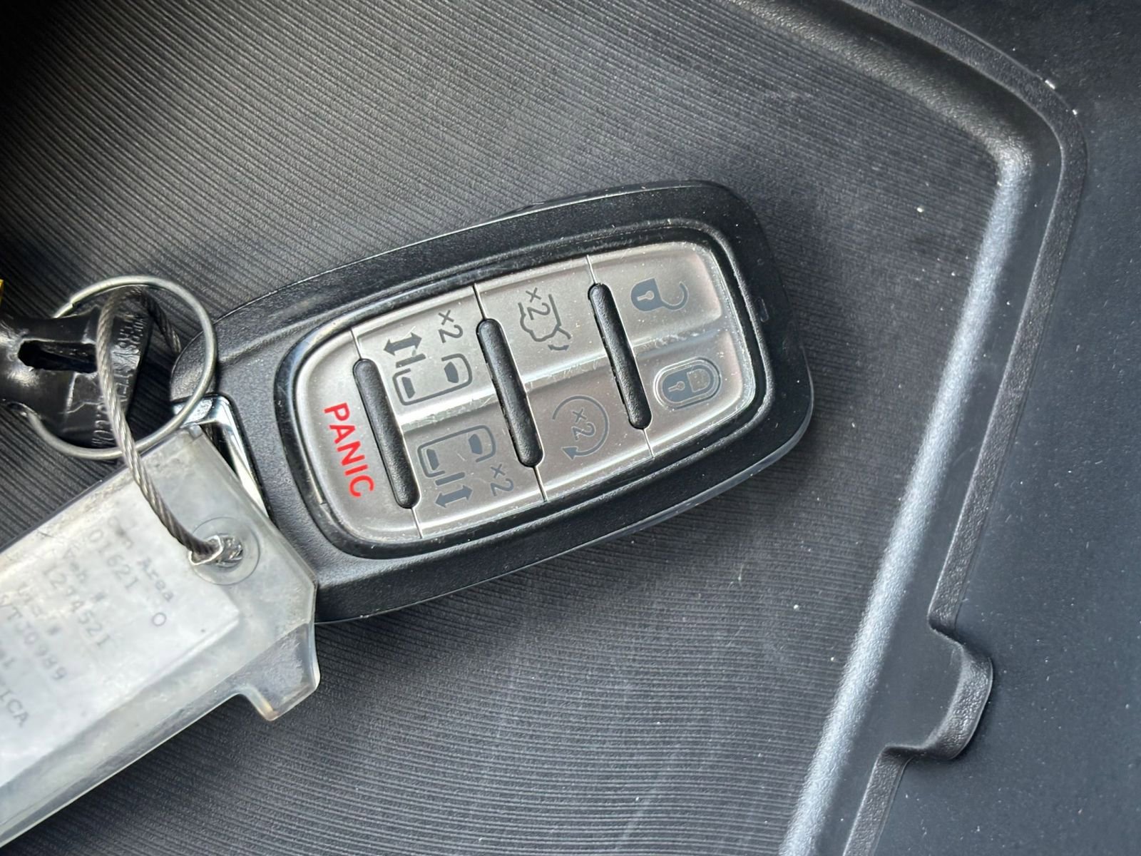 Thumbnail: 2025 Chrysler Pacifica - 27