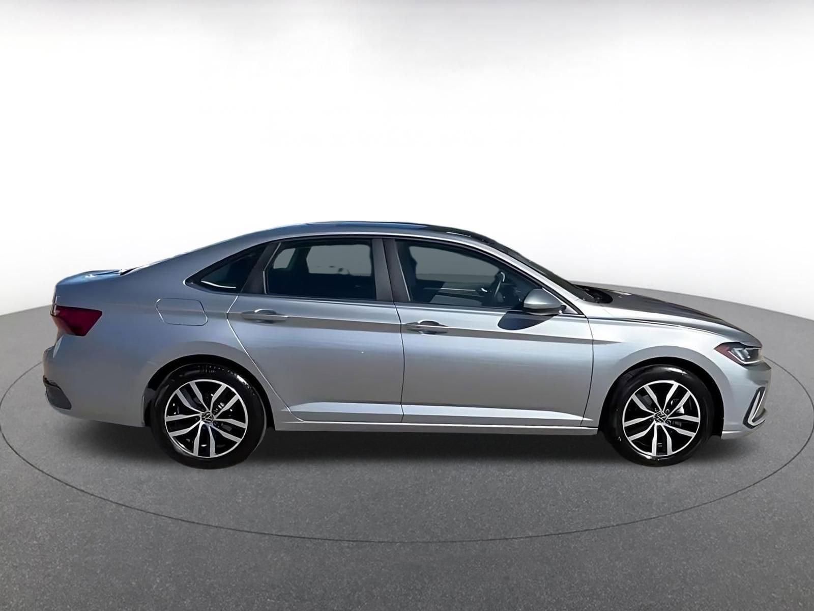 Thumbnail: 2025 Volkswagen Jetta - 16