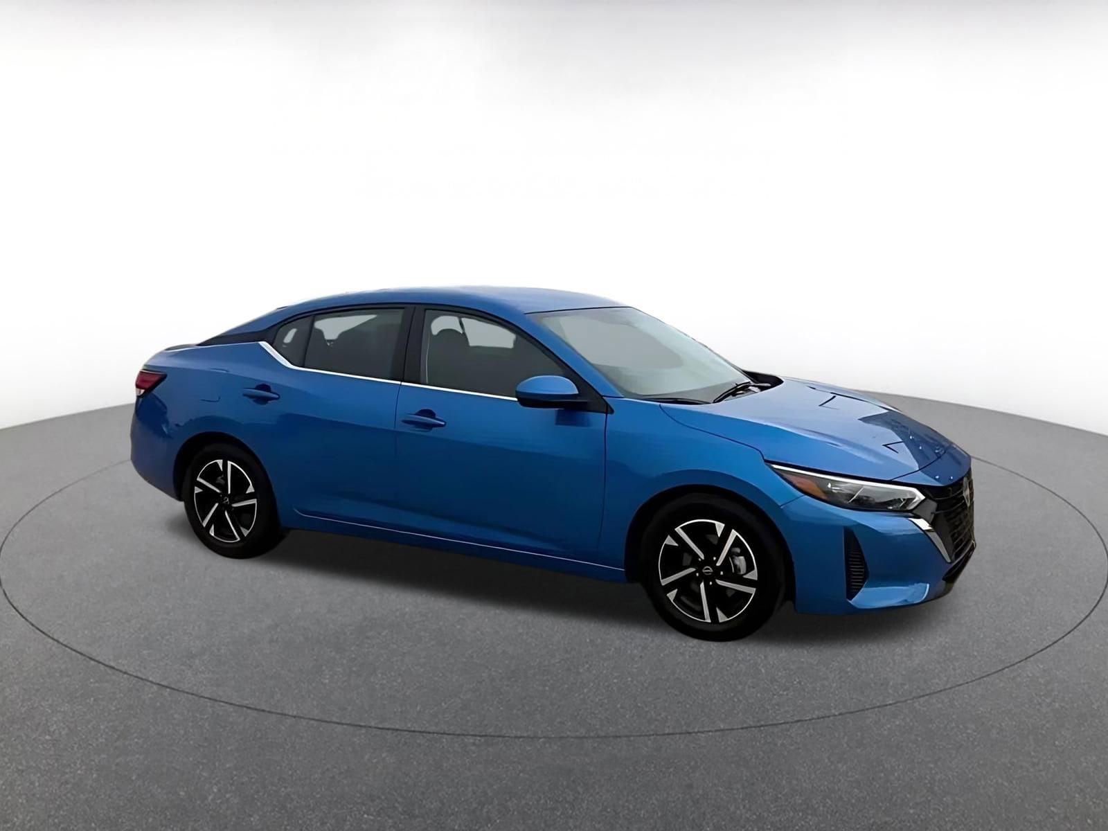Thumbnail: 2025 Nissan Sentra - 2
