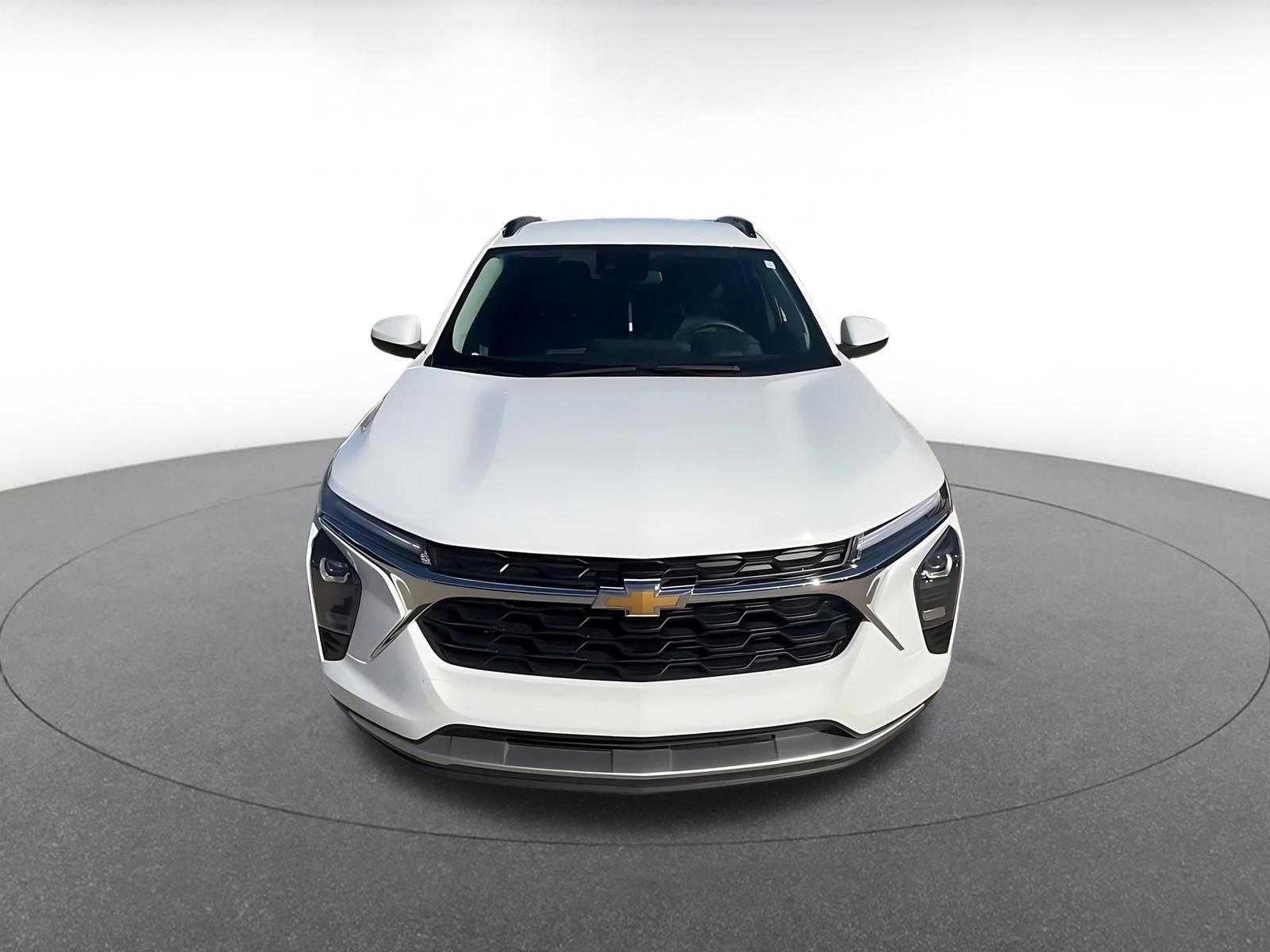 Thumbnail: 2025 Chevrolet Trax - 4