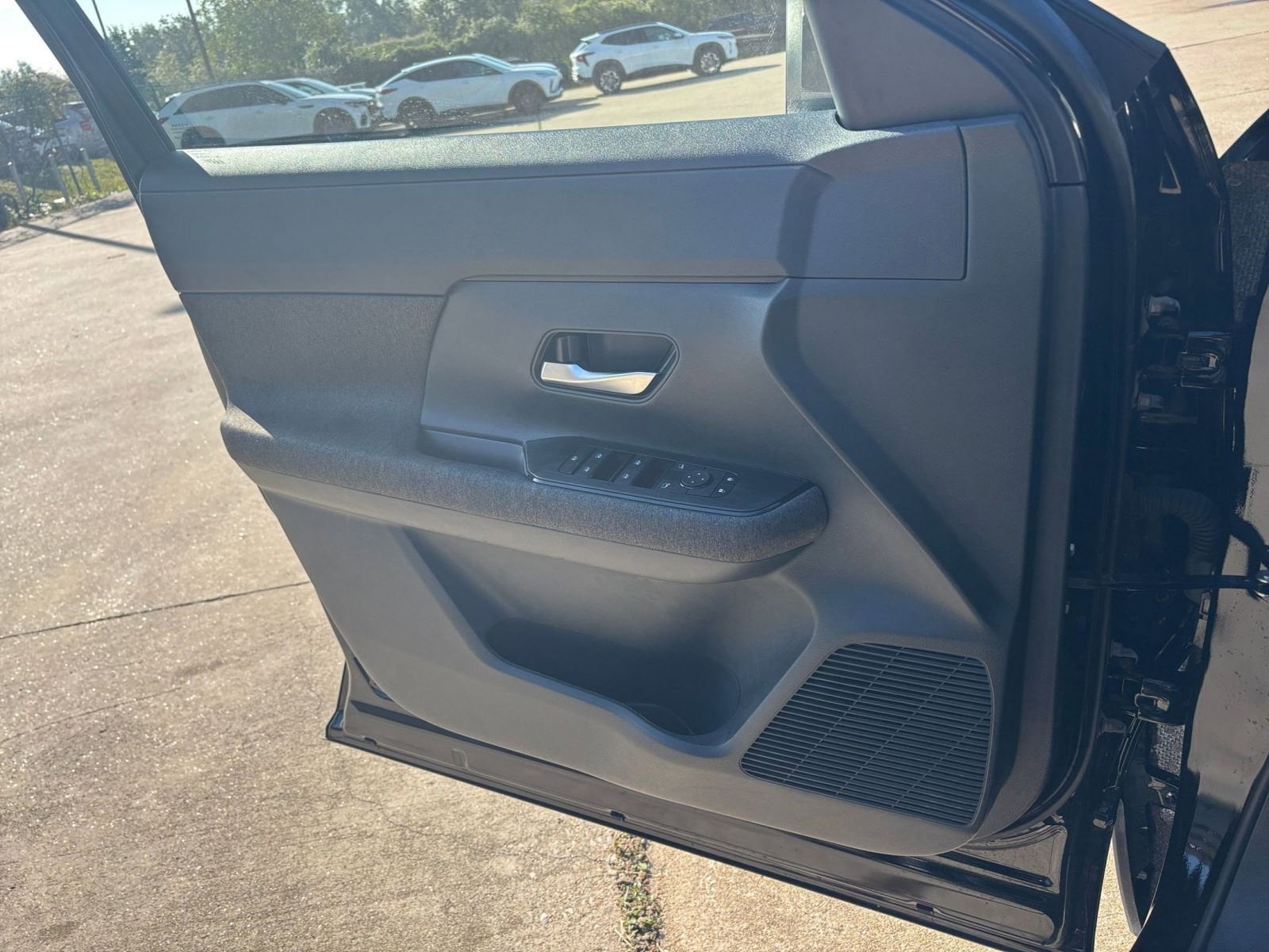 Thumbnail: 2025 Nissan Kicks - 20