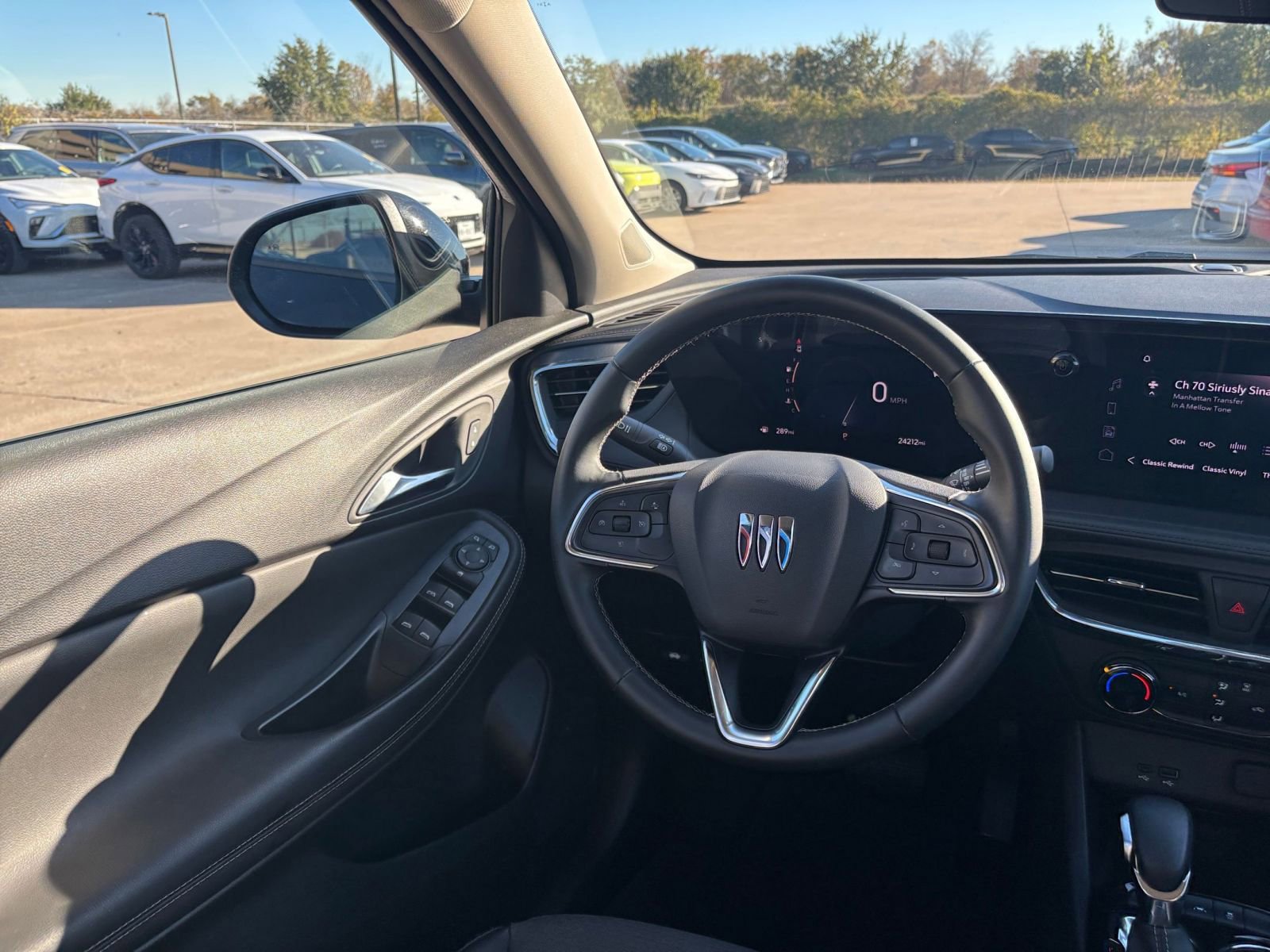 Thumbnail: 2025 Buick Encore GX - 32