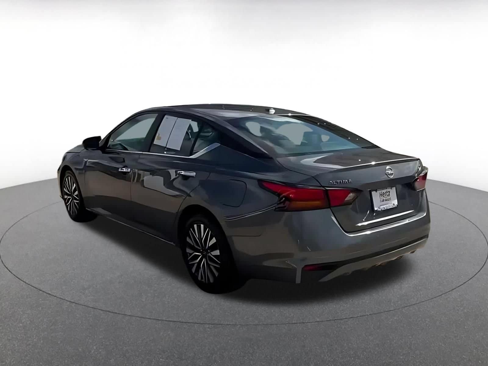 Thumbnail: 2025 Nissan Altima - 10