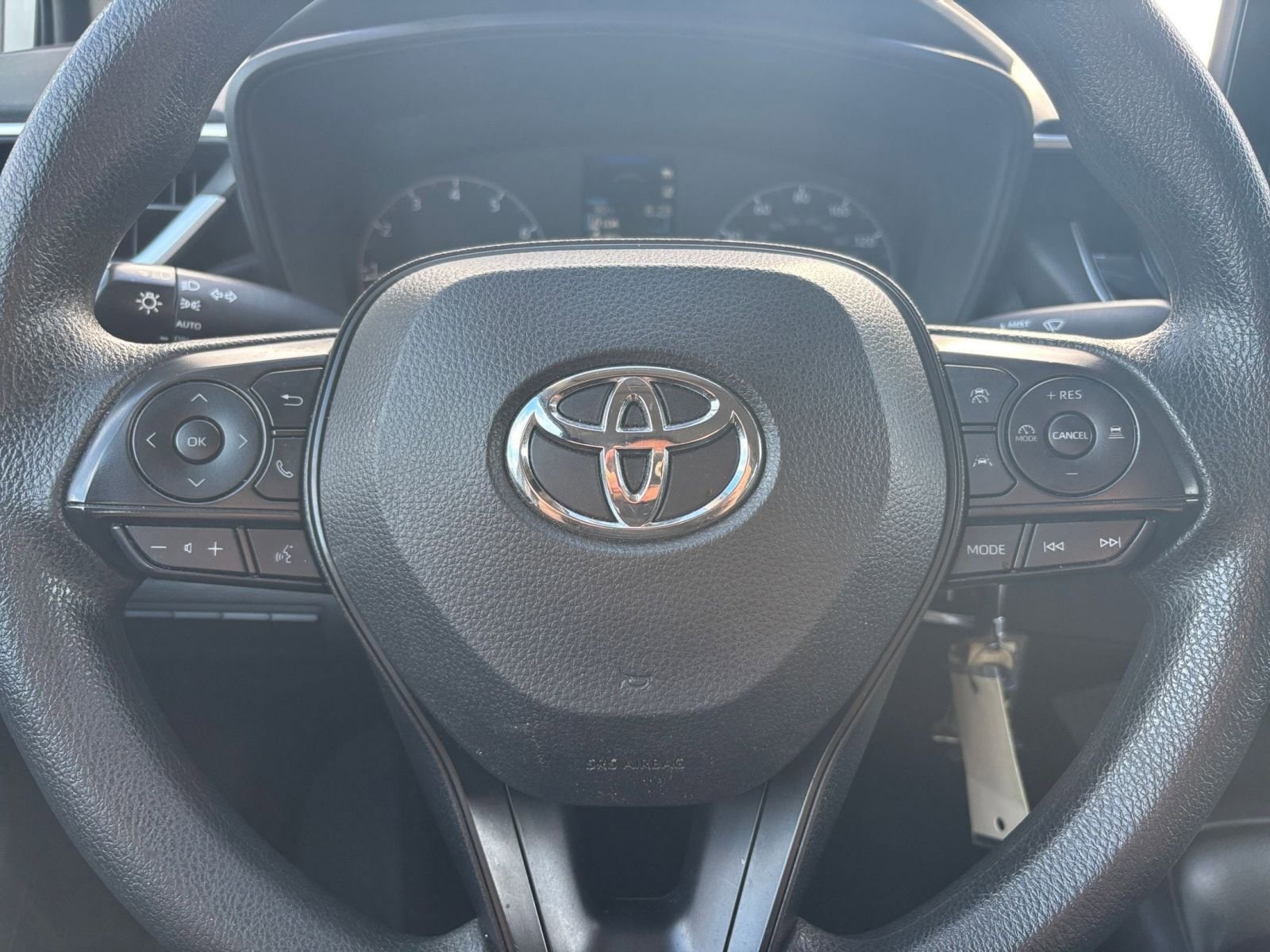 Thumbnail: 2023 Toyota Corolla - 25