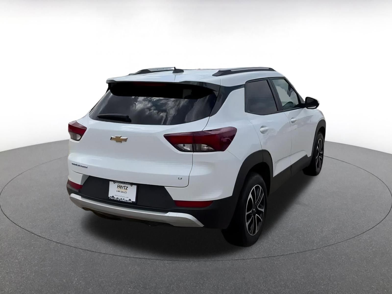 Thumbnail: 2025 Chevrolet TrailBlazer - 14