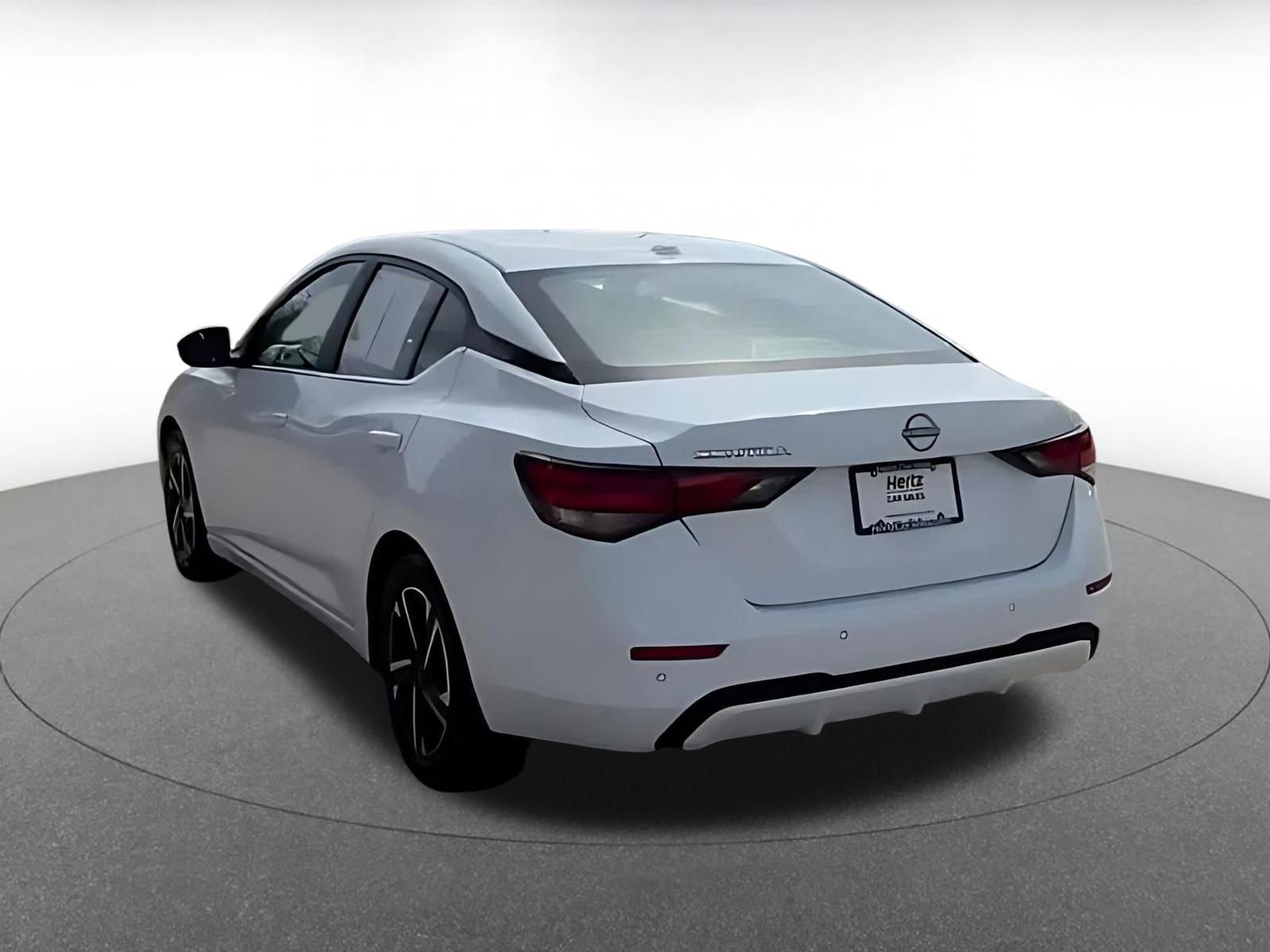 Thumbnail: 2025 Nissan Sentra - 11