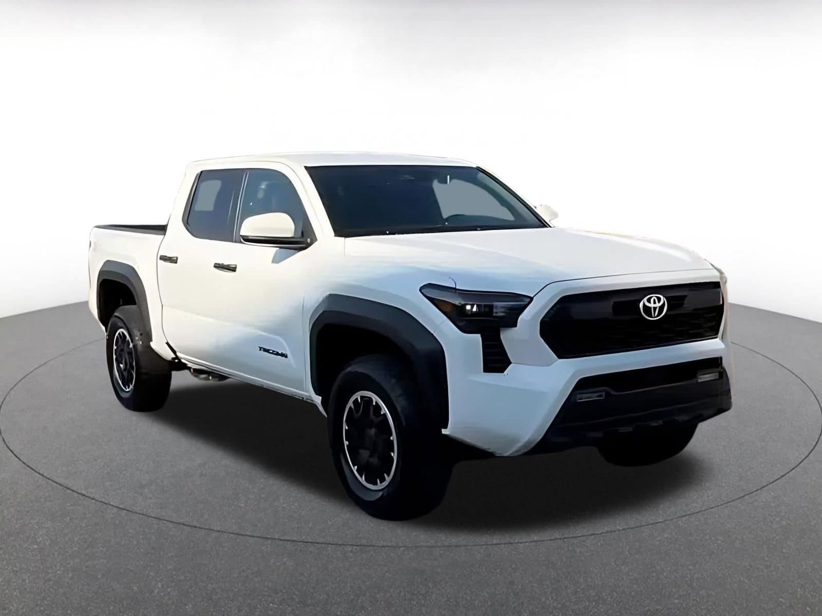Thumbnail: 2024 Toyota Tacoma - 3