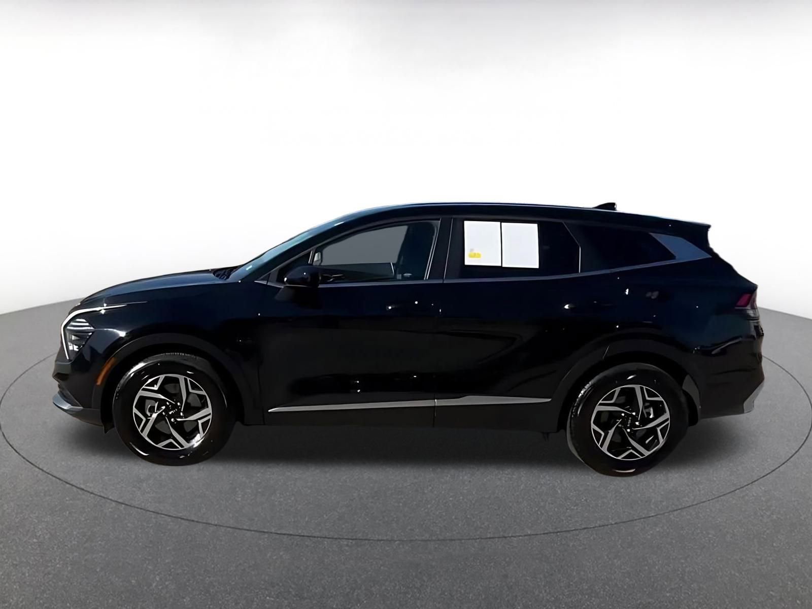Thumbnail: 2025 Kia Sportage - 9