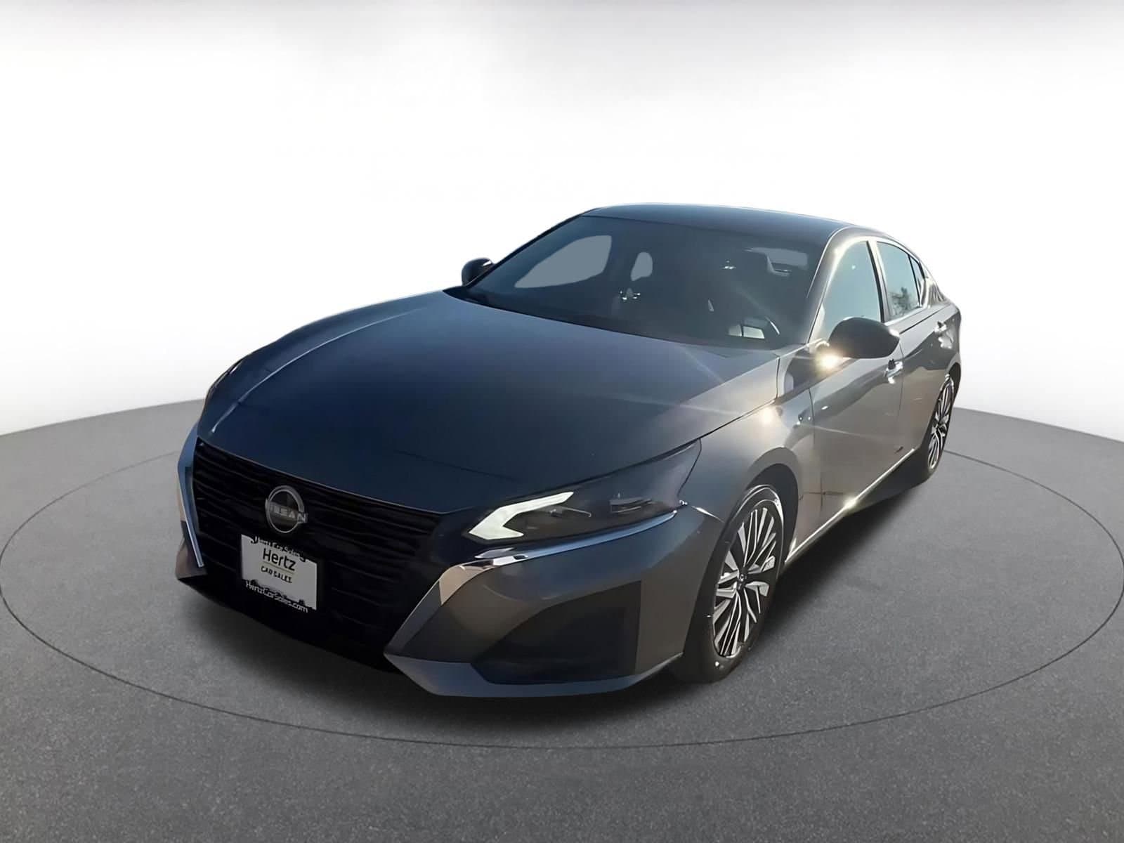 Thumbnail: 2025 Nissan Altima - 7