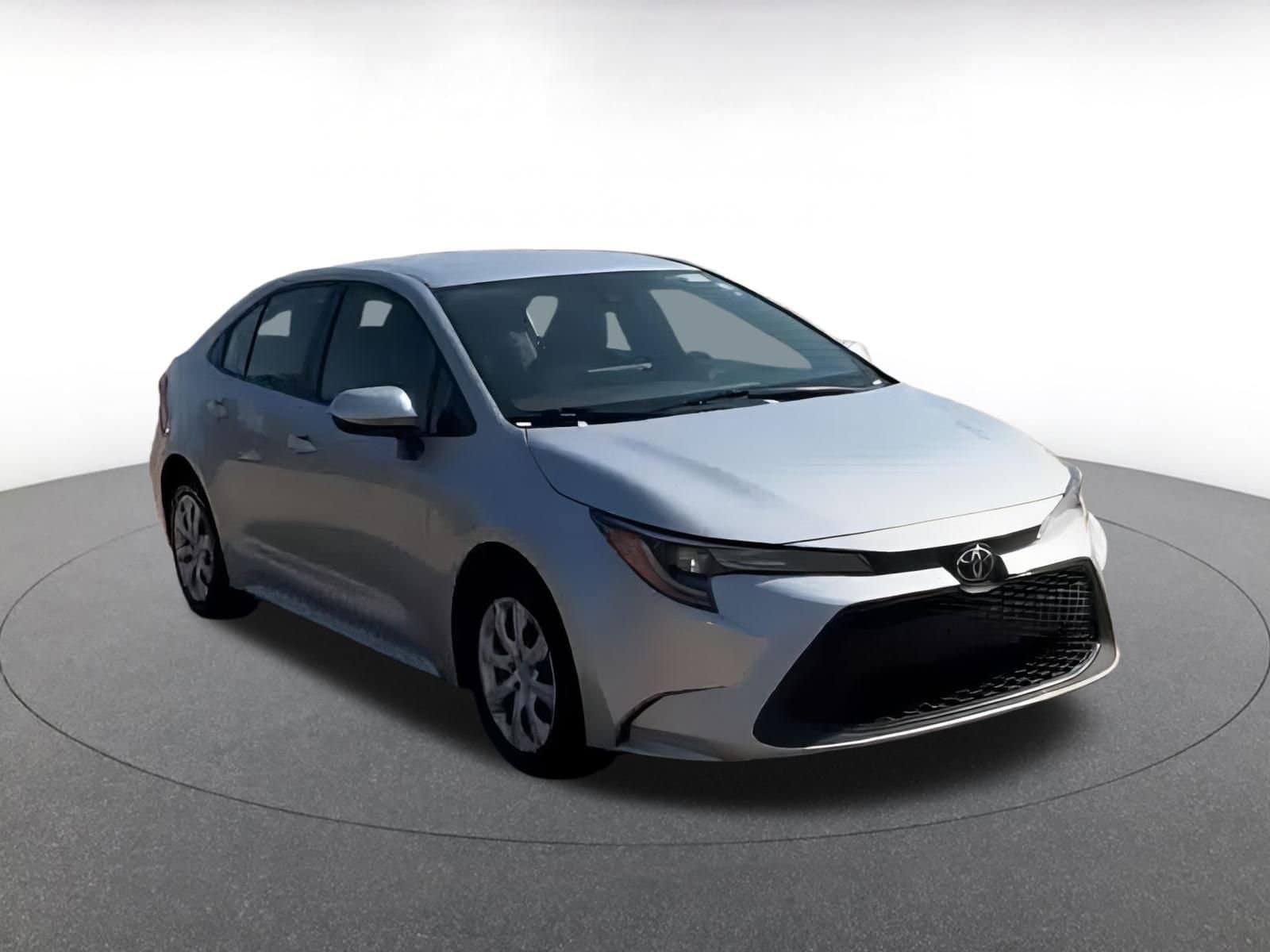 Thumbnail: 2022 Toyota Corolla - 3