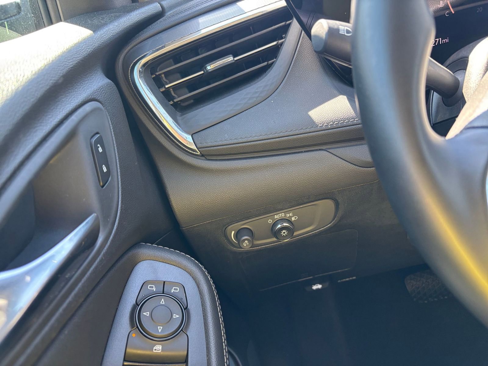 Thumbnail: 2025 Buick Encore GX - 33