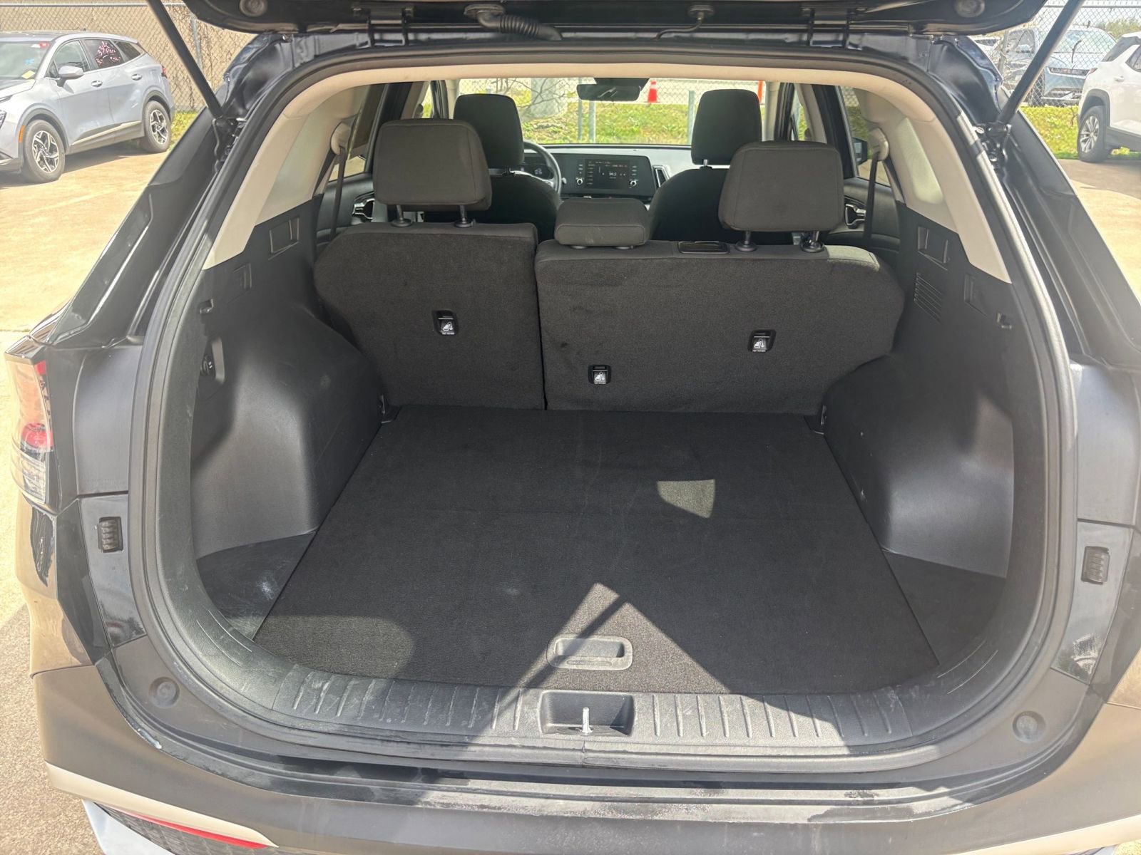 Thumbnail: 2025 Kia Sportage - 30