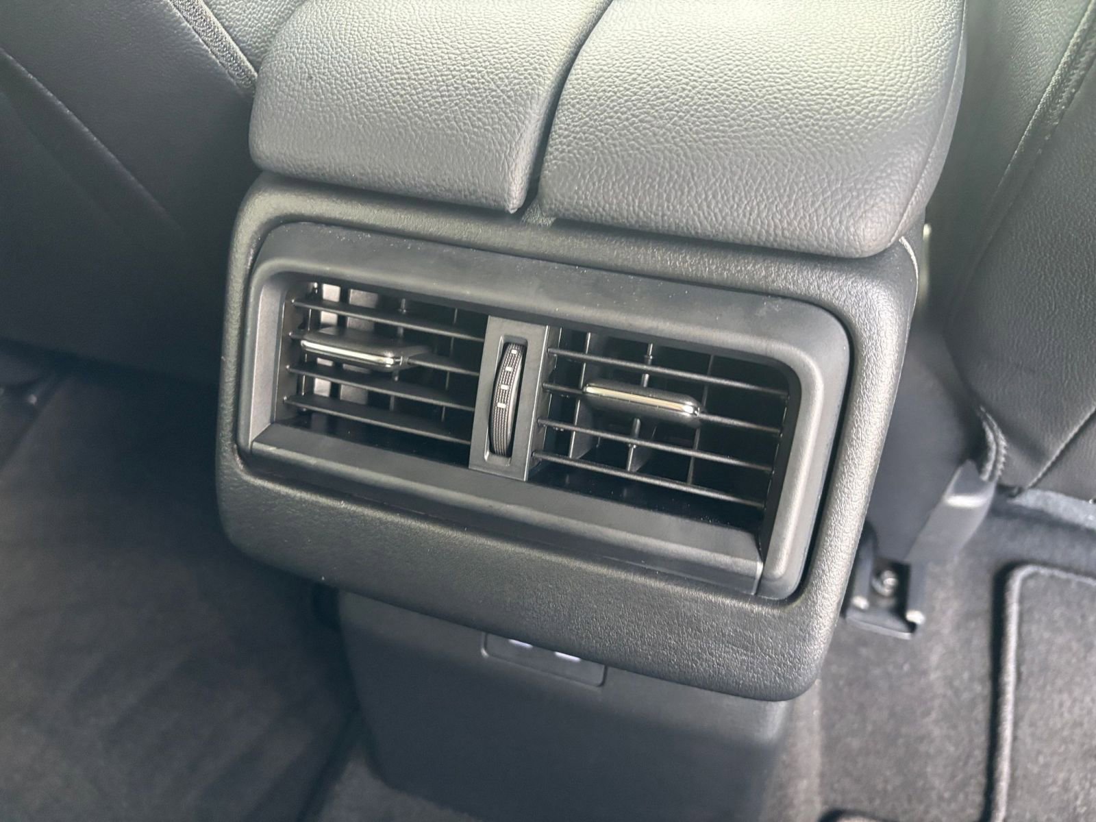 Thumbnail: 2025 Mazda CX-50 - 24