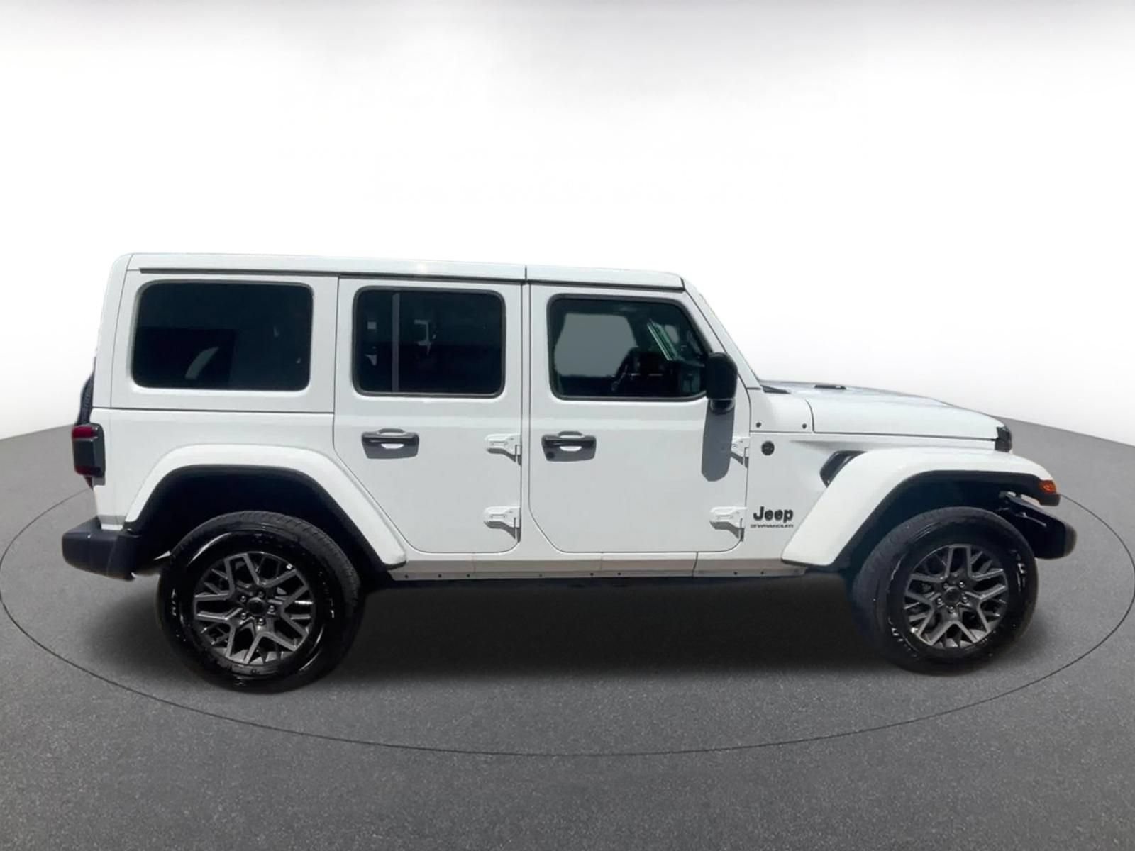Thumbnail: 2025 Jeep Wrangler - 13