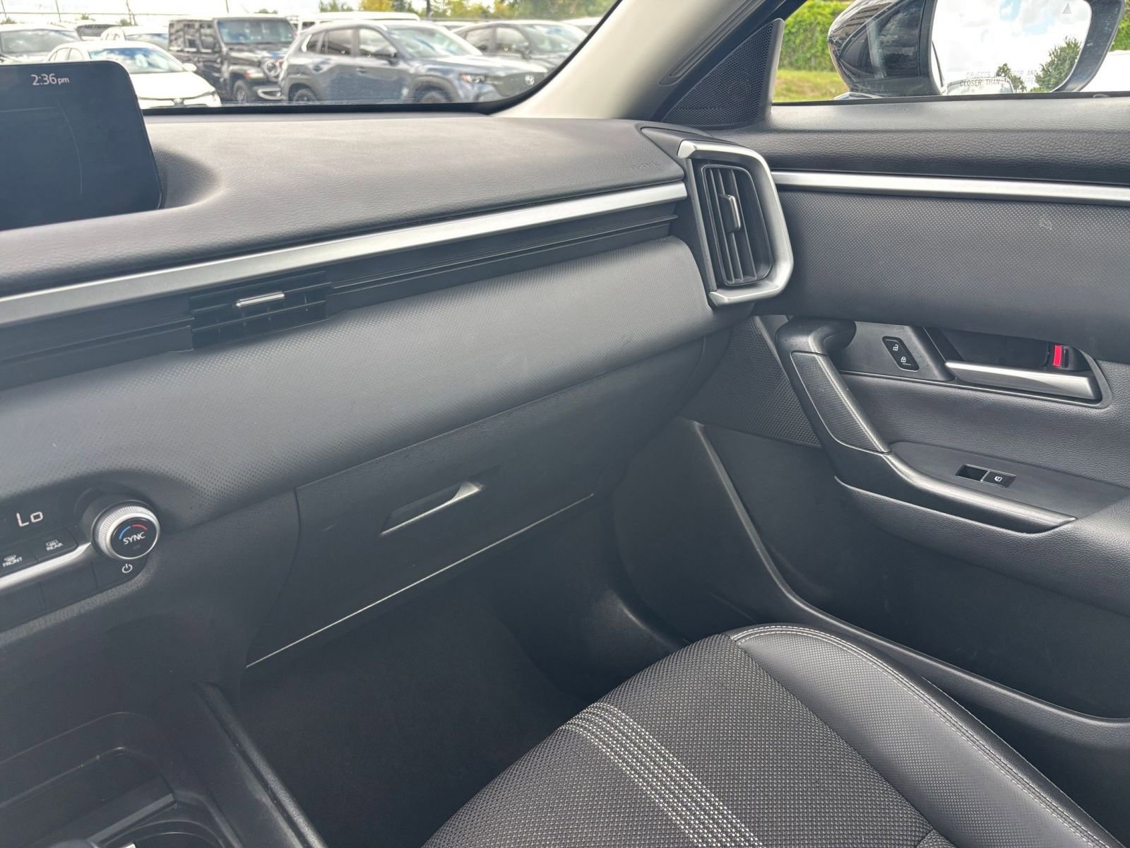 Thumbnail: 2025 Mazda CX-50 - 34