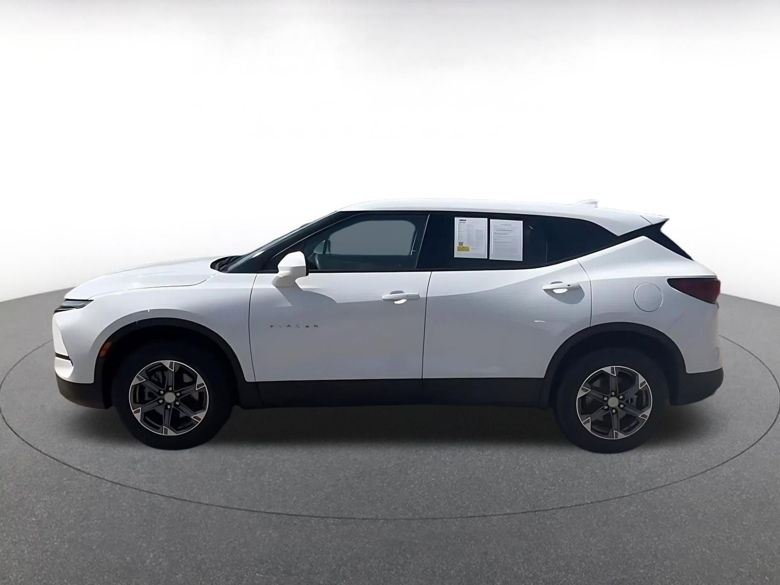 Thumbnail: 2025 Chevrolet Blazer - 9