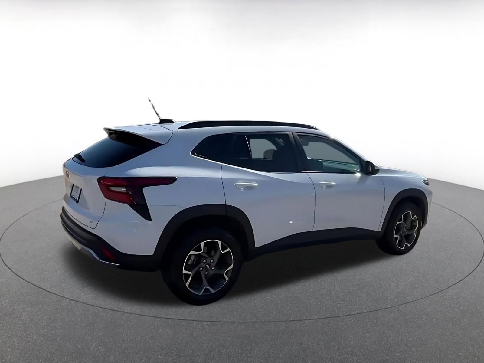 Thumbnail: 2025 Chevrolet Trax - 15