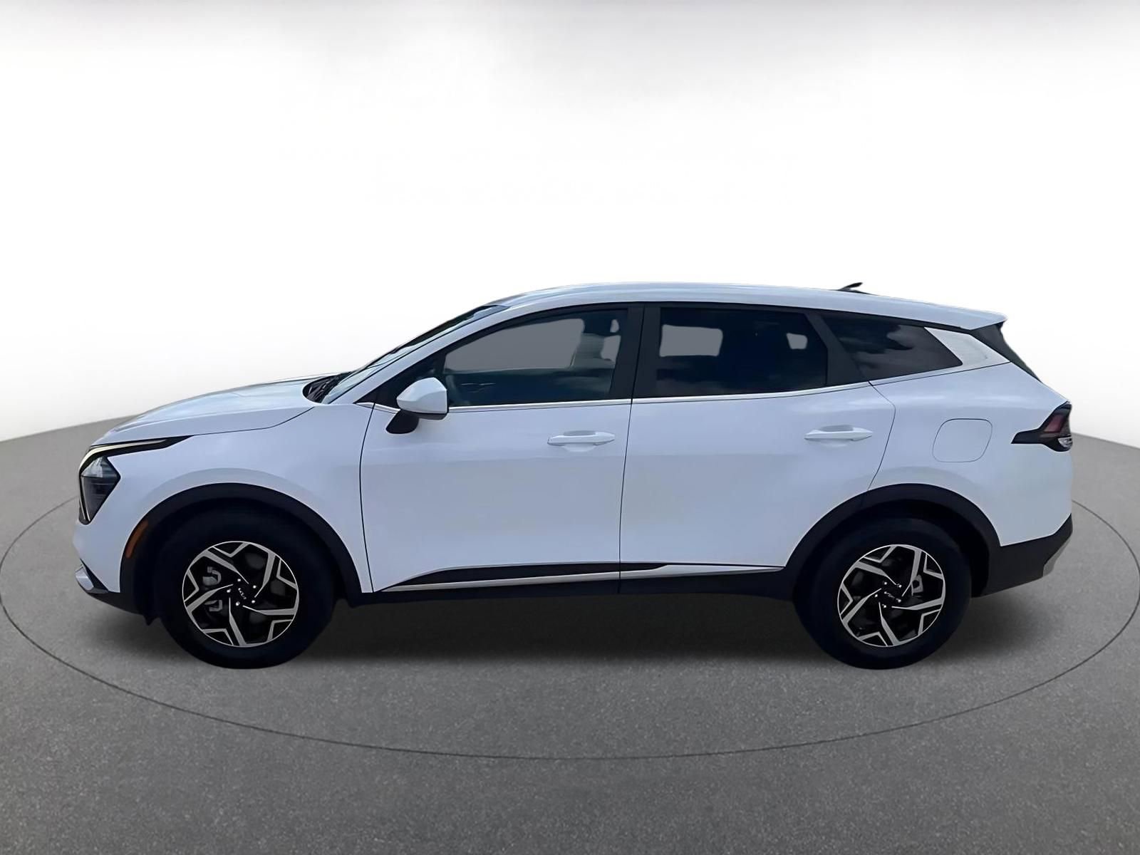 Thumbnail: 2025 Kia Sportage - 9