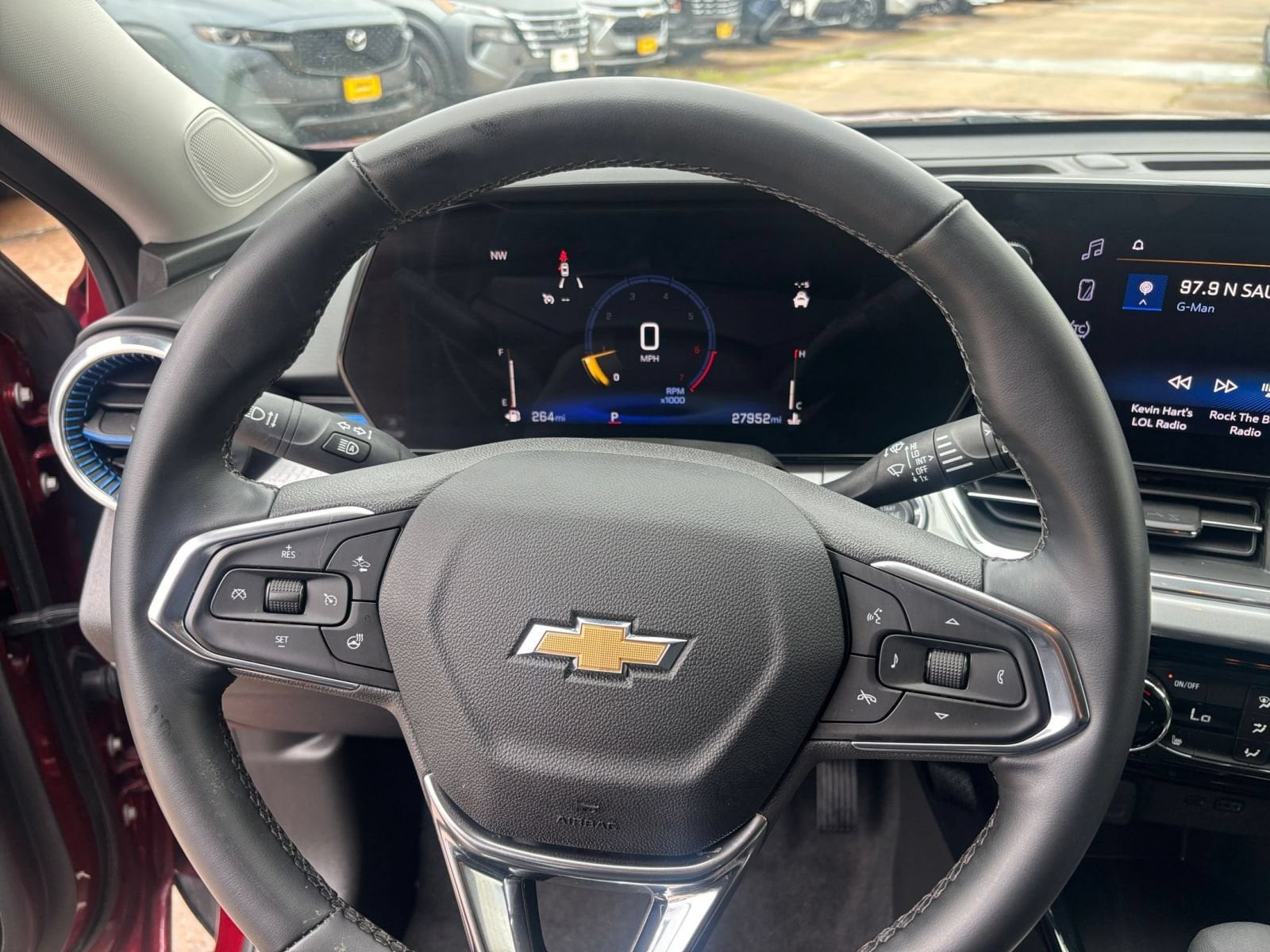 Thumbnail: 2025 Chevrolet Trax - 28