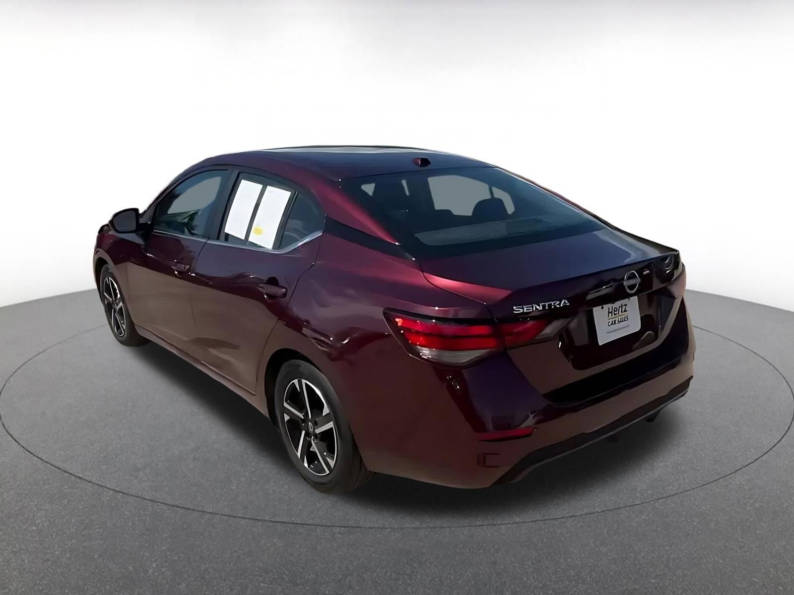 Thumbnail: 2025 Nissan Sentra - 9