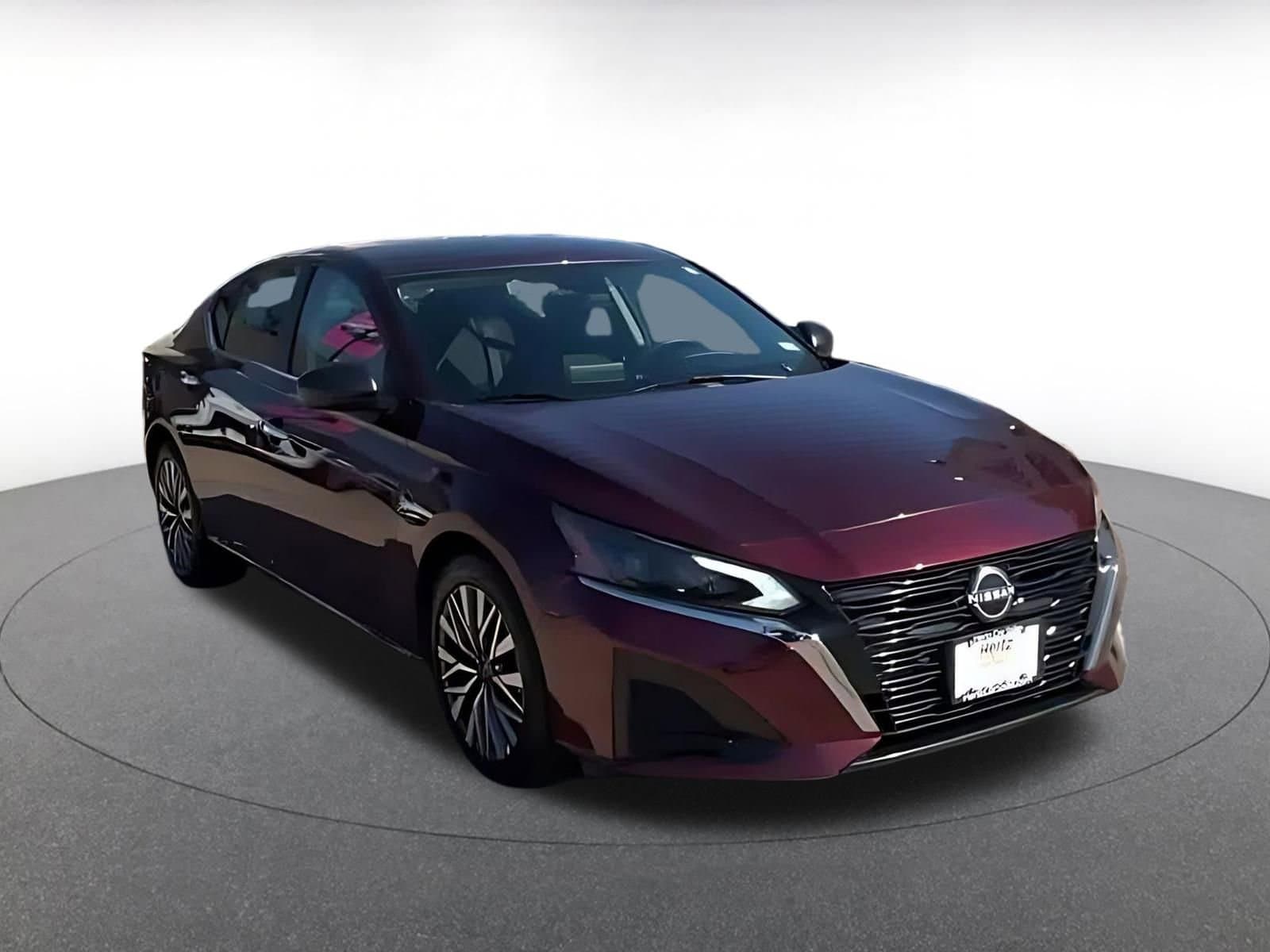 Thumbnail: 2025 Nissan Altima - 7