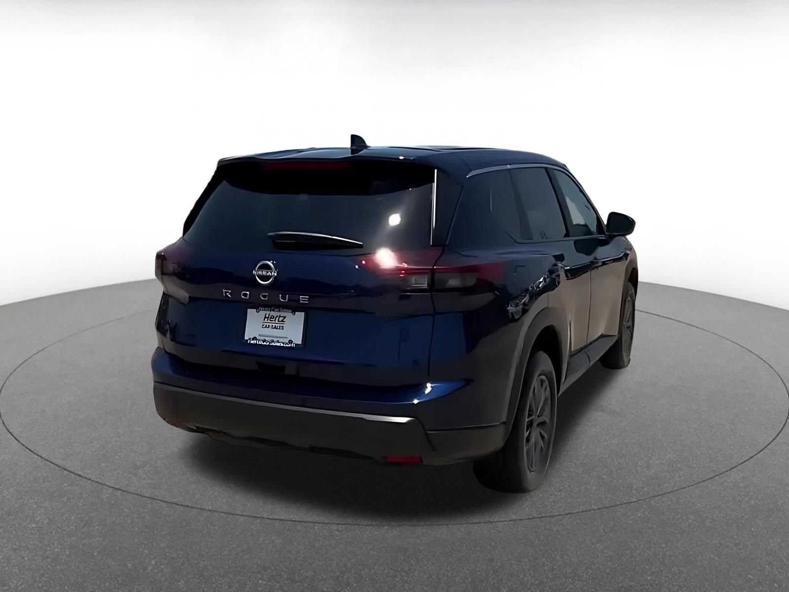 Thumbnail: 2026 Nissan Rogue - 15