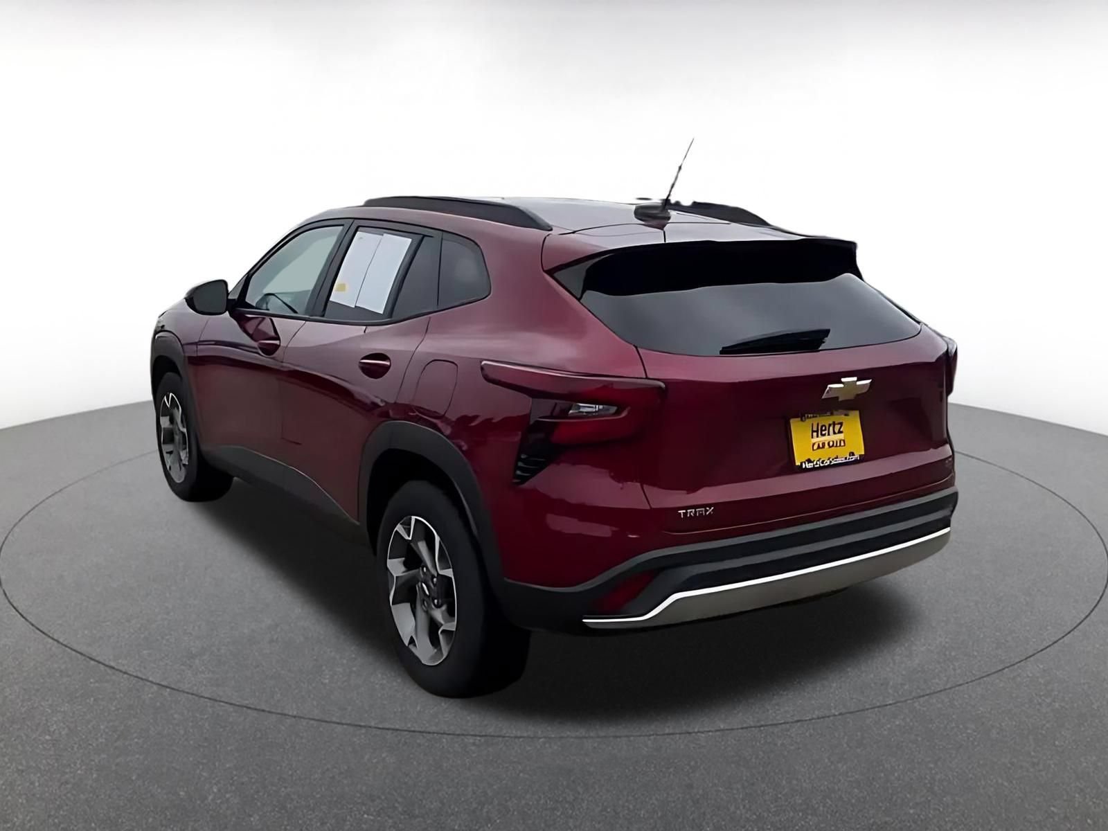 Thumbnail: 2025 Chevrolet Trax - 10