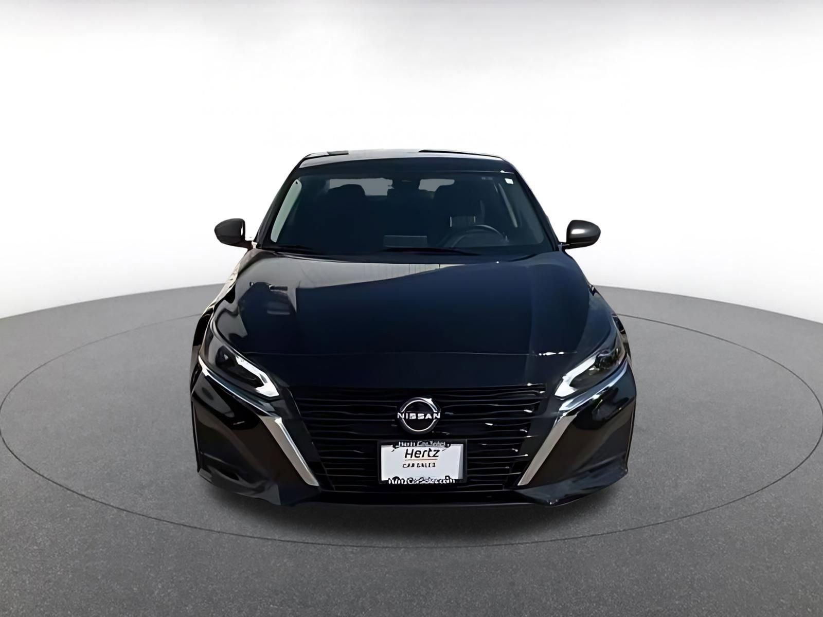 Thumbnail: 2025 Nissan Altima - 16