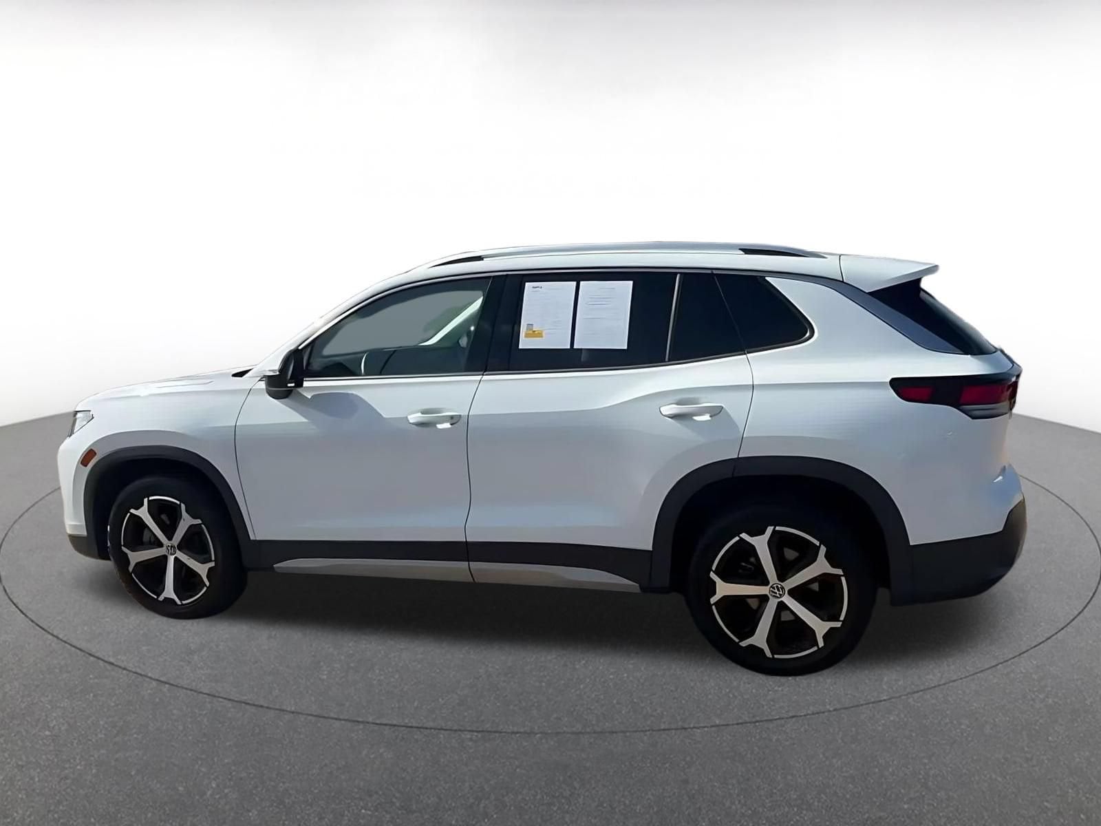 Thumbnail: 2026 Volkswagen Tiguan - 8