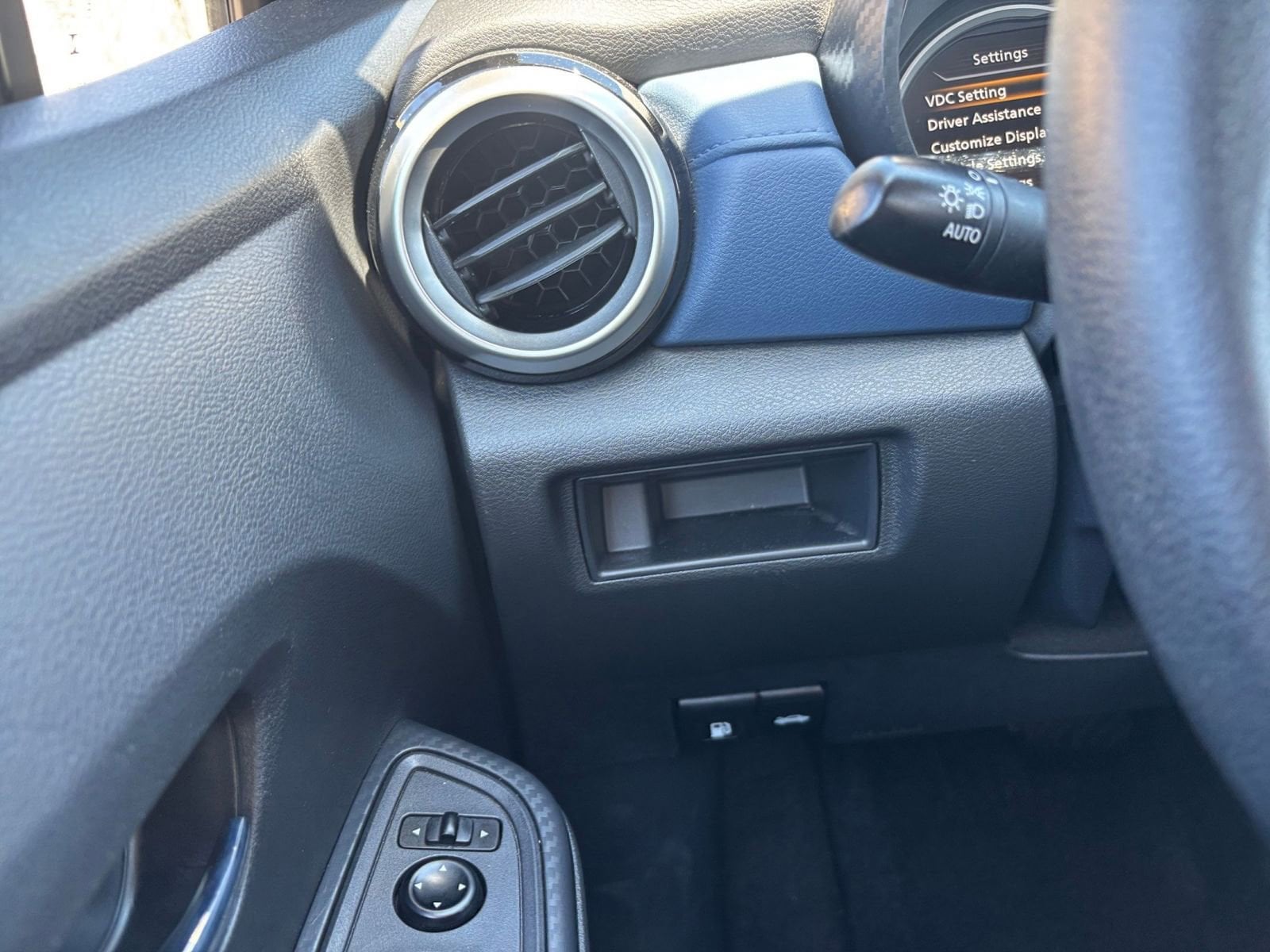 Thumbnail: 2025 Nissan Versa - 32