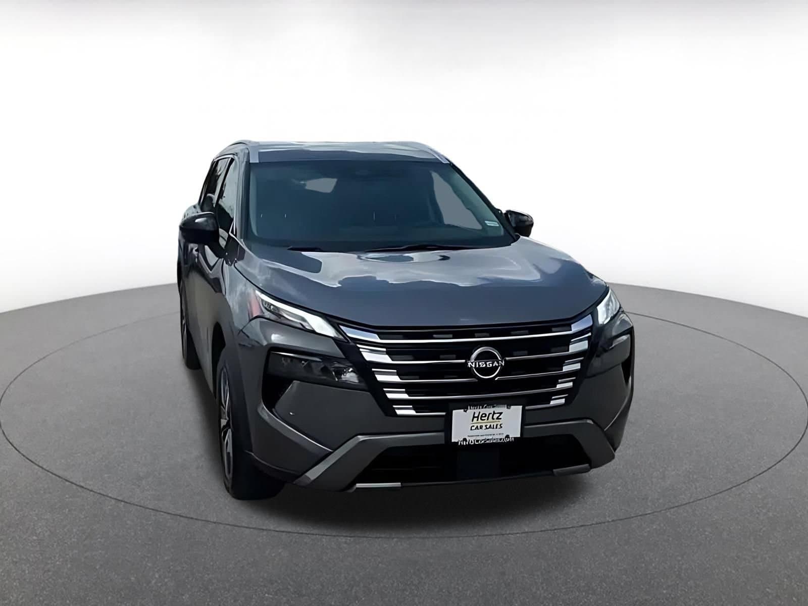 Thumbnail: 2026 Nissan Rogue - 4