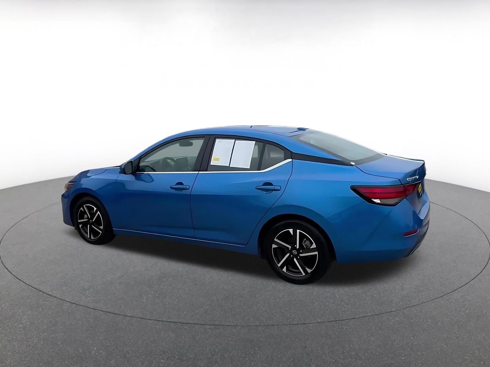 Thumbnail: 2025 Nissan Sentra - 10