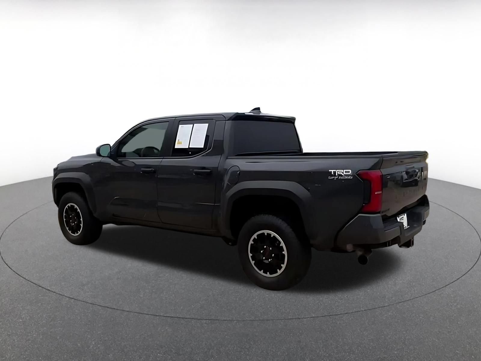 Thumbnail: 2025 Toyota Tacoma - 10